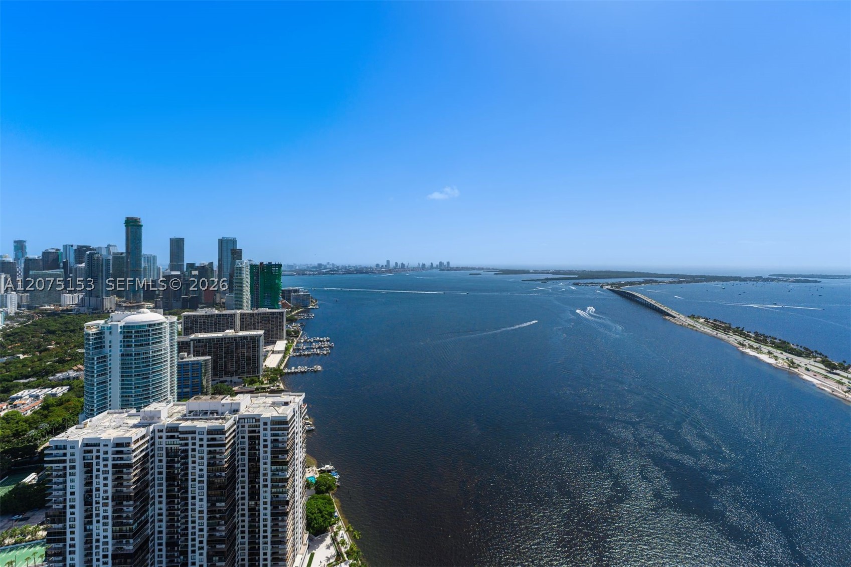 175 SE 25th Rd #UPH01 Miami, FL 33129
