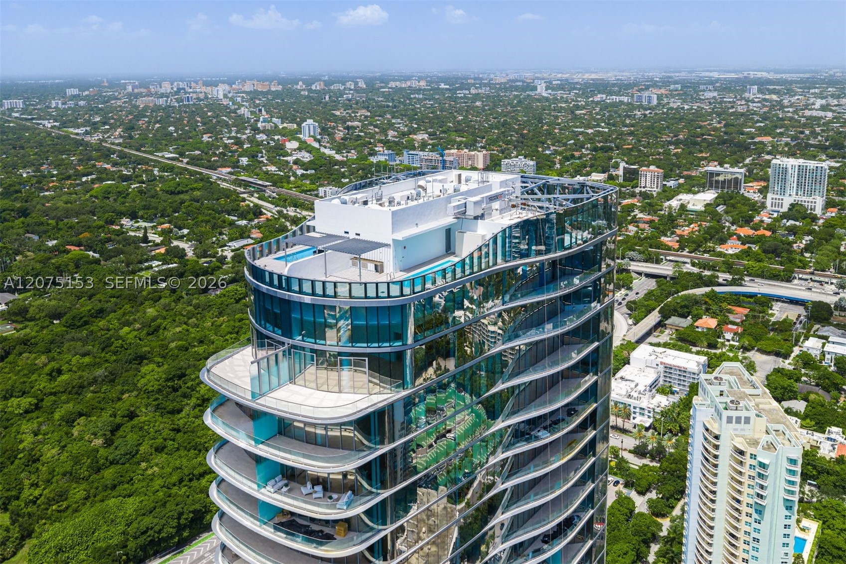 175 SE 25th Rd #UPH01 Miami, FL 33129