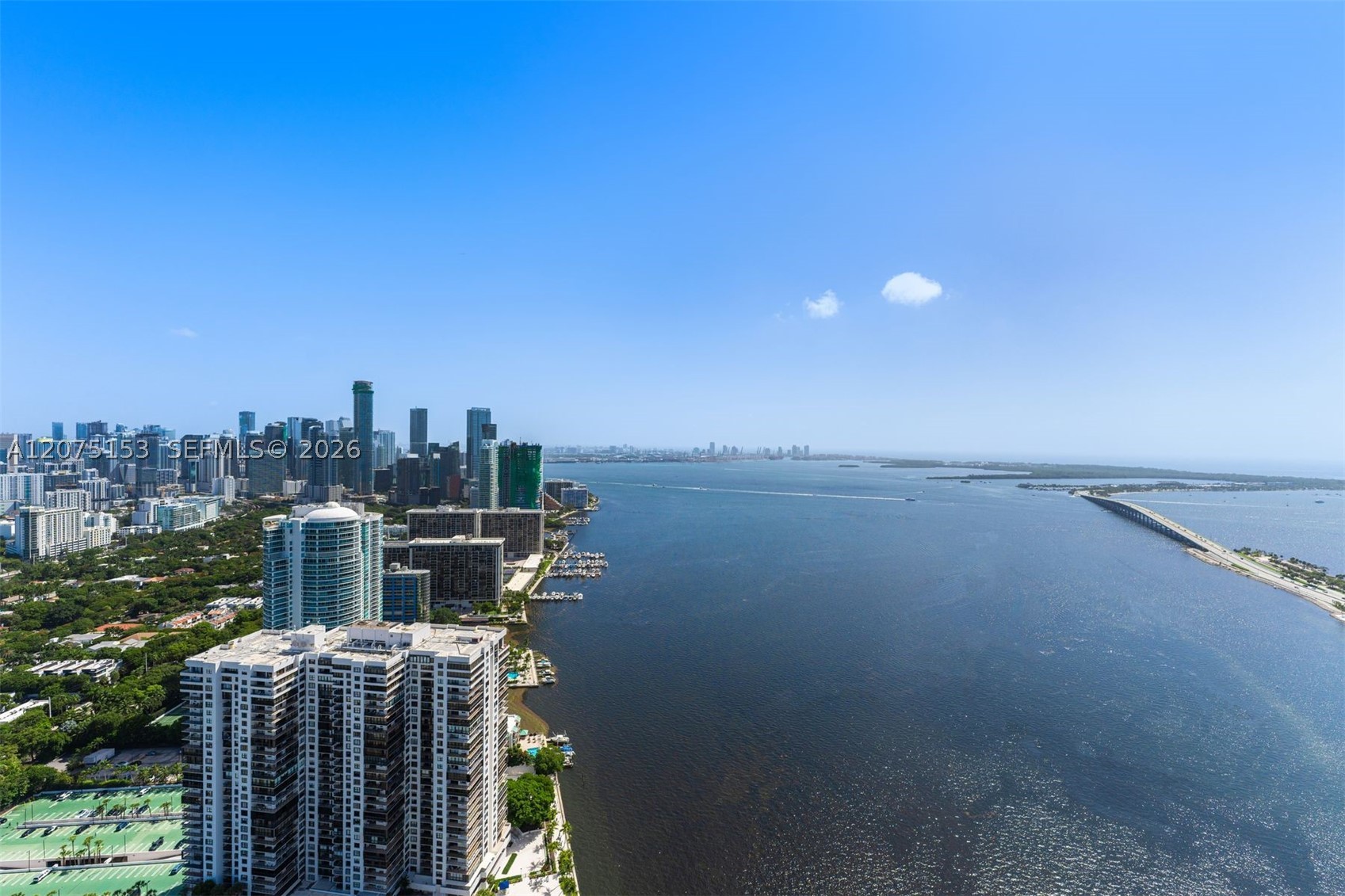 175 SE 25th Rd #UPH01 Miami, FL 33129