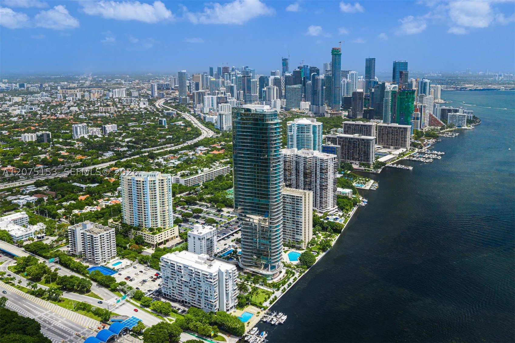 175 SE 25th Rd #UPH01 Miami, FL 33129