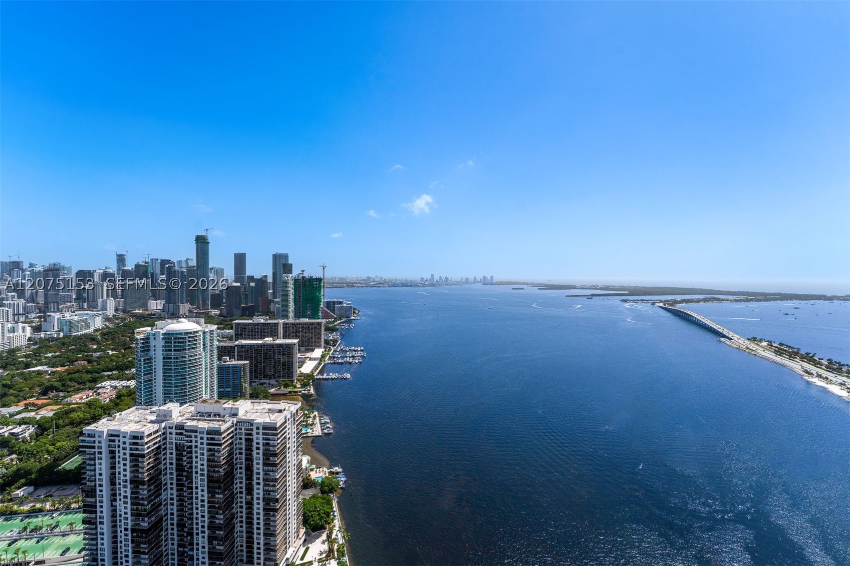 175 SE 25th Rd #UPH01 Miami, FL 33129