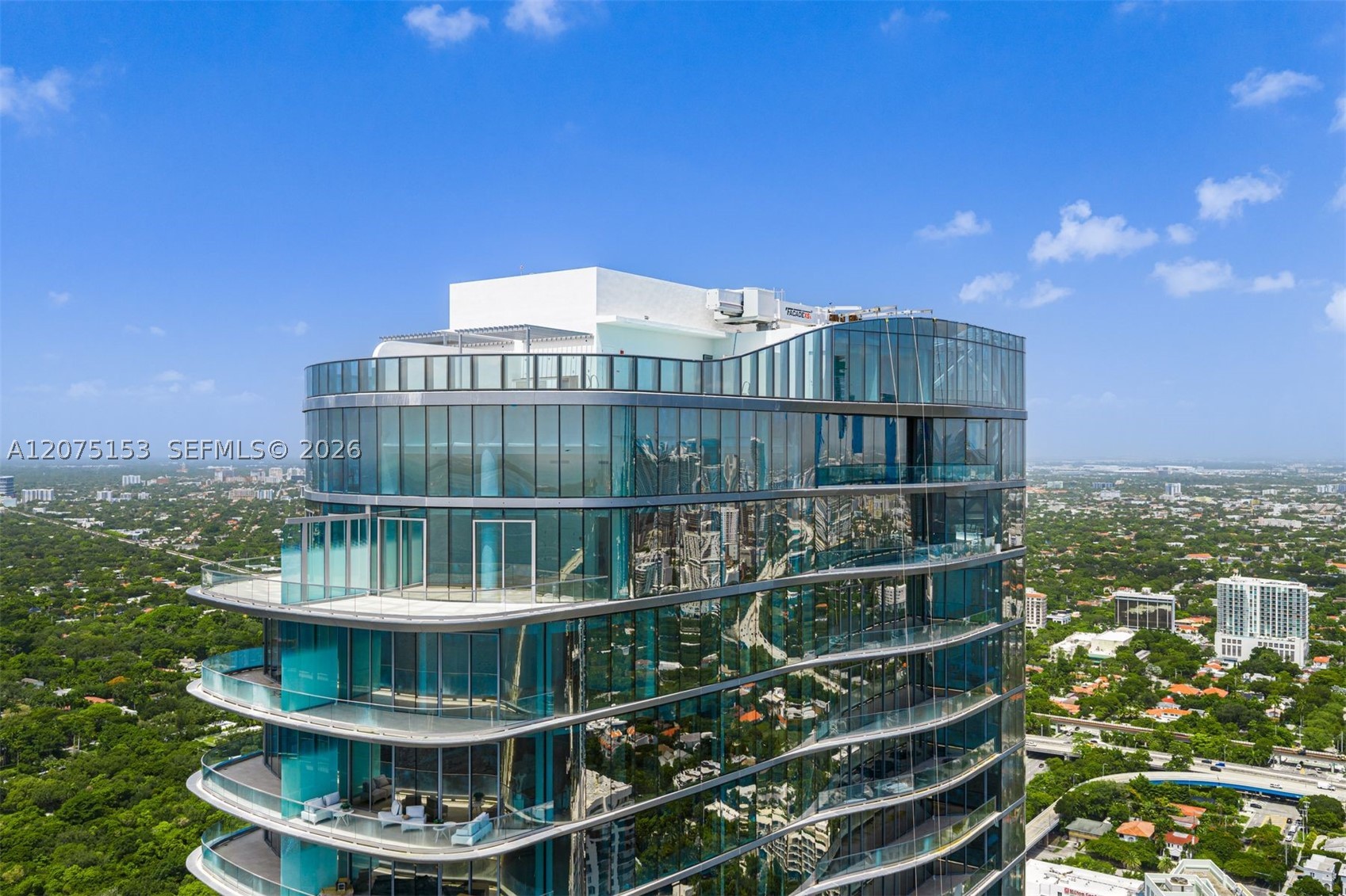 175 SE 25th Rd #UPH01 Miami, FL 33129