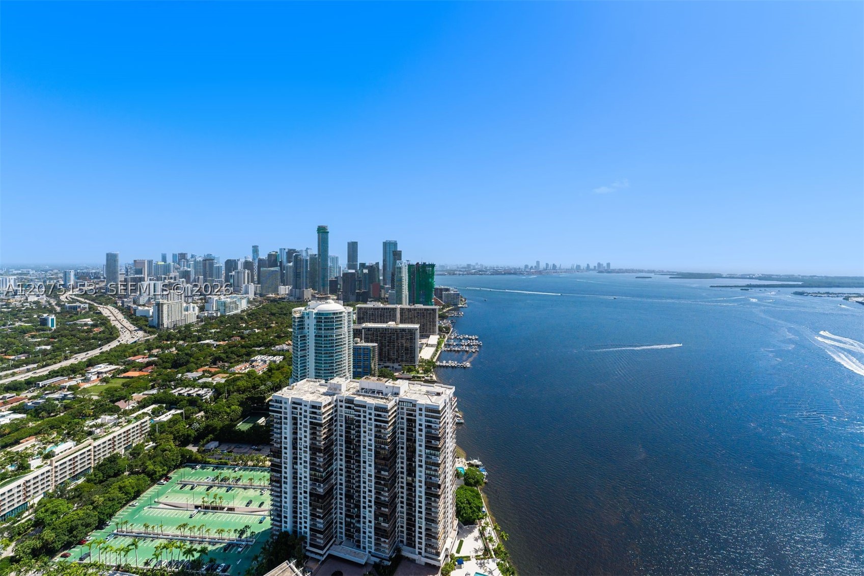 175 SE 25th Rd #UPH01 Miami, FL 33129