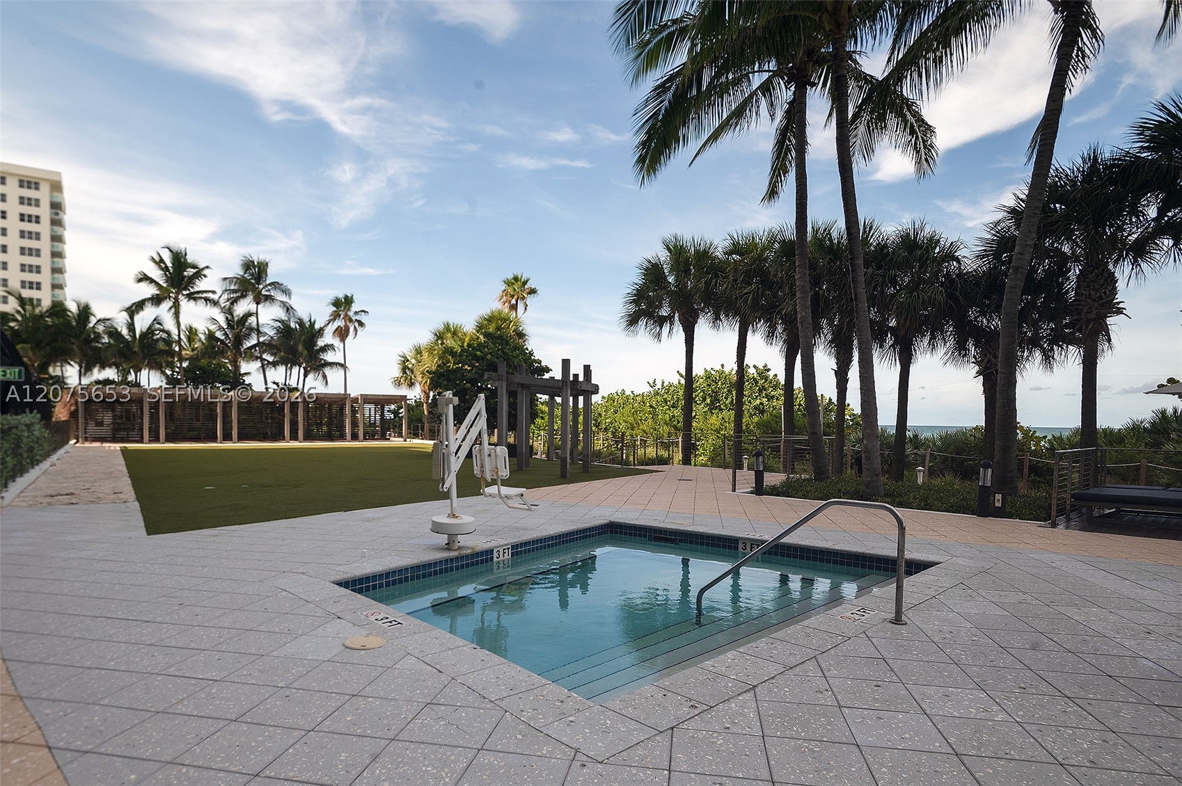 6799 Collins Ave #510 Miami Beach, FL 33141