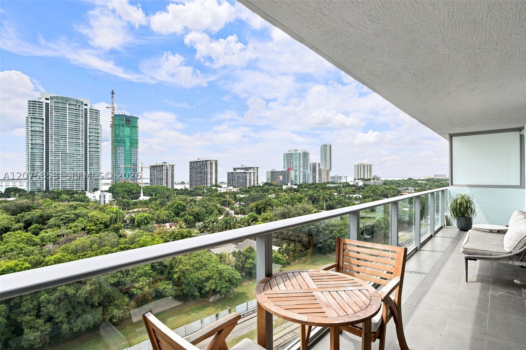 1600 SW 1st Ave #1103 Miami, FL 33129