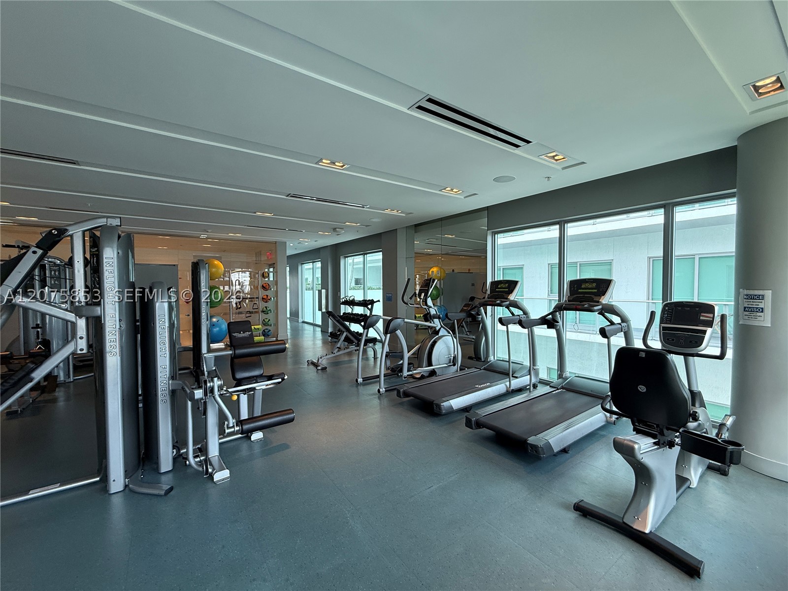 1600 SW 1st Ave #1103 Miami, FL 33129