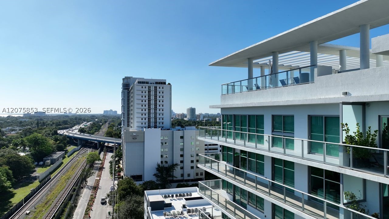 1600 SW 1st Ave #1103 Miami, FL 33129