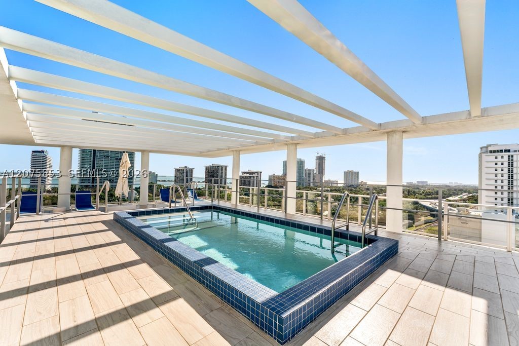 1600 SW 1st Ave #1103 Miami, FL 33129