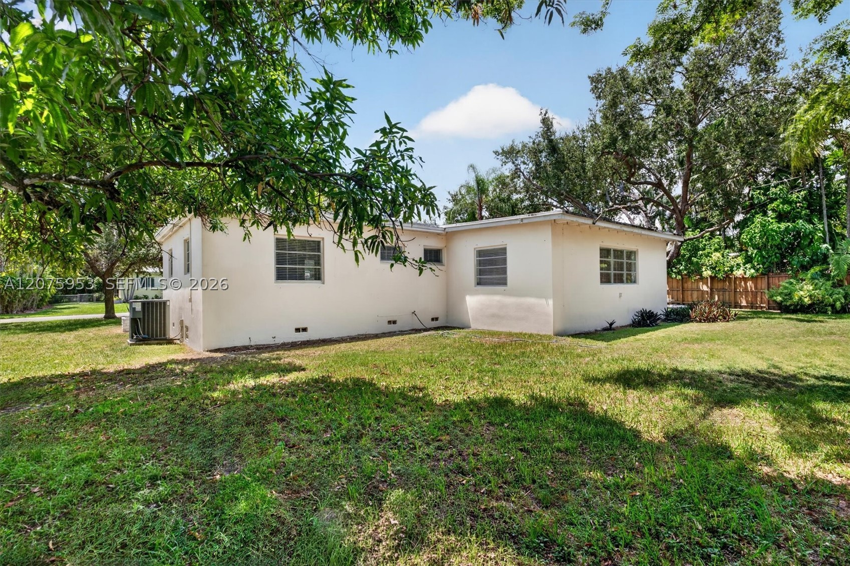 6629 SW 65th St South Miami, FL 33143