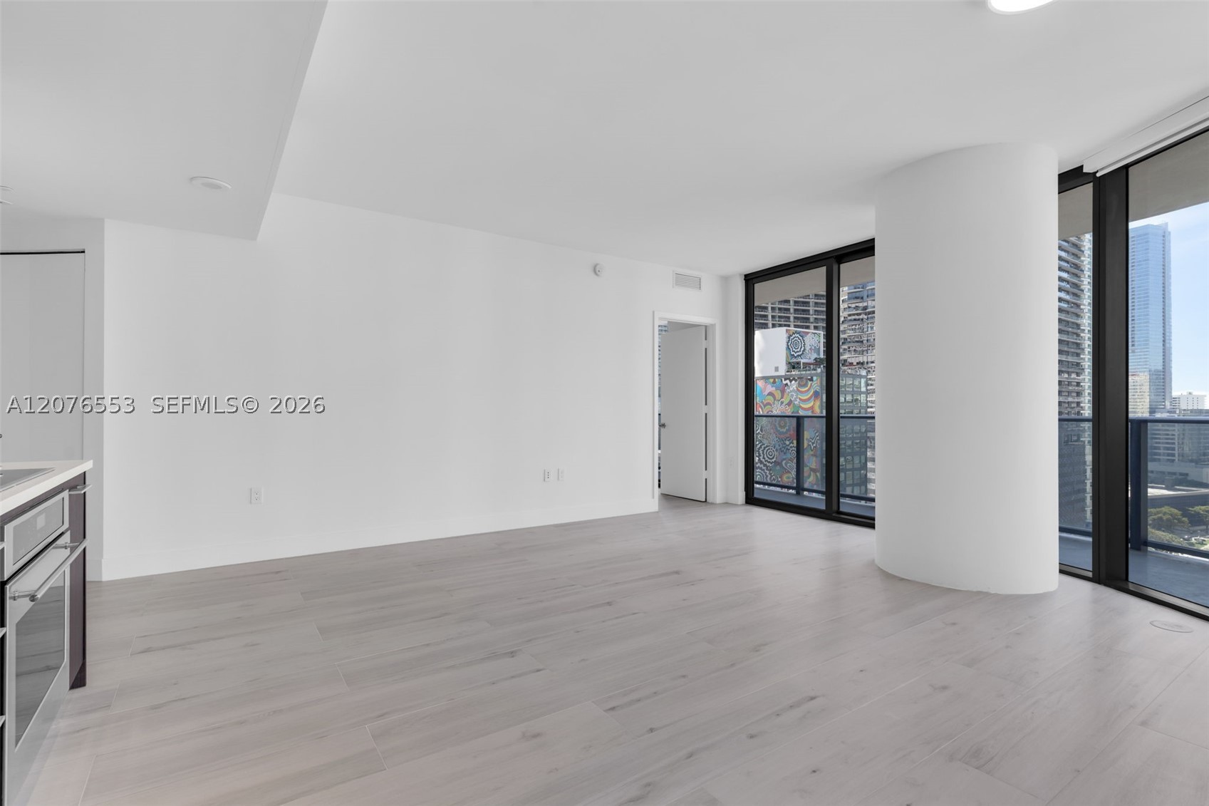 45 SW 9th St #1706 Miami, FL 33130