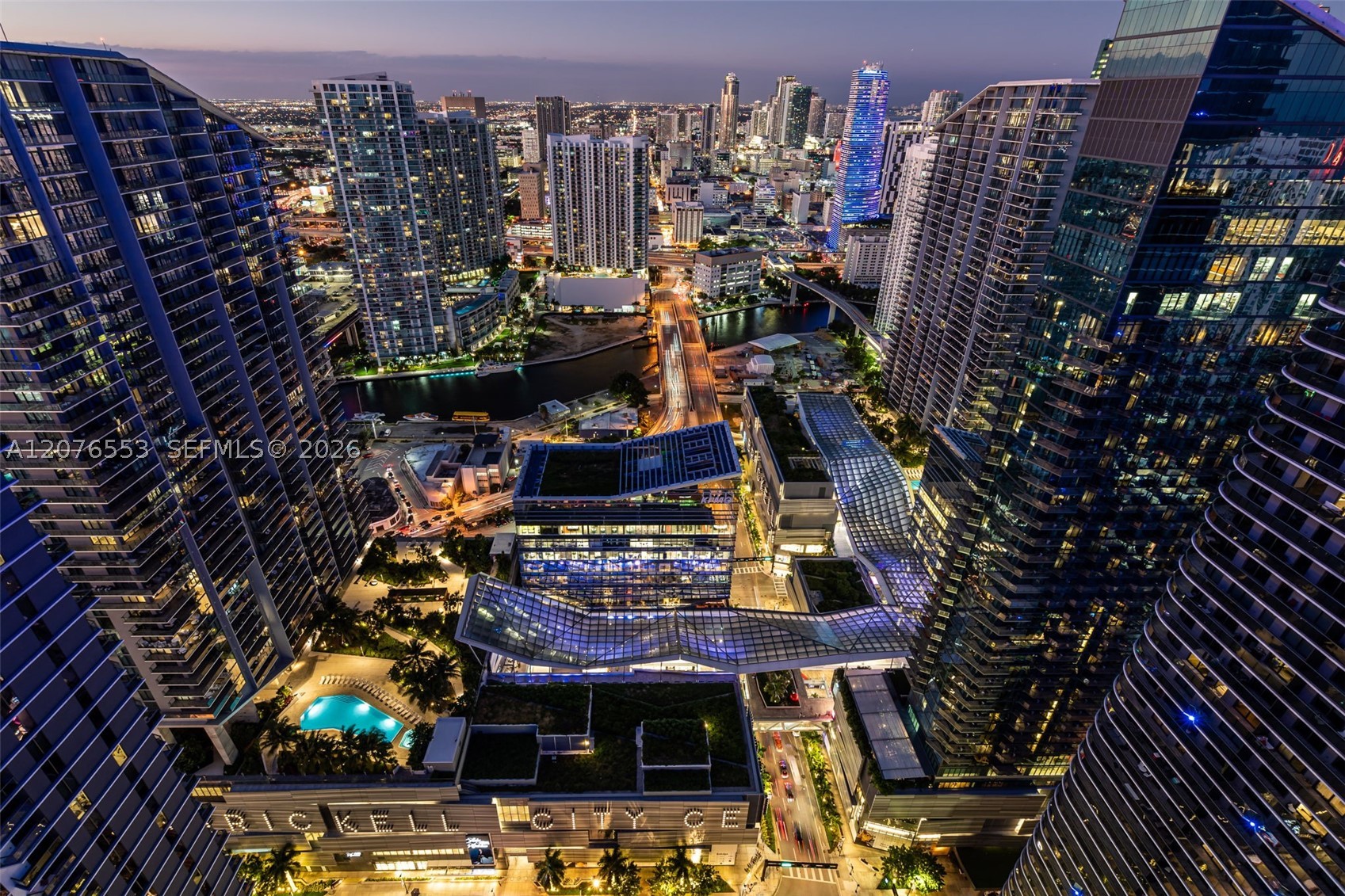 45 SW 9th St #1706 Miami, FL 33130