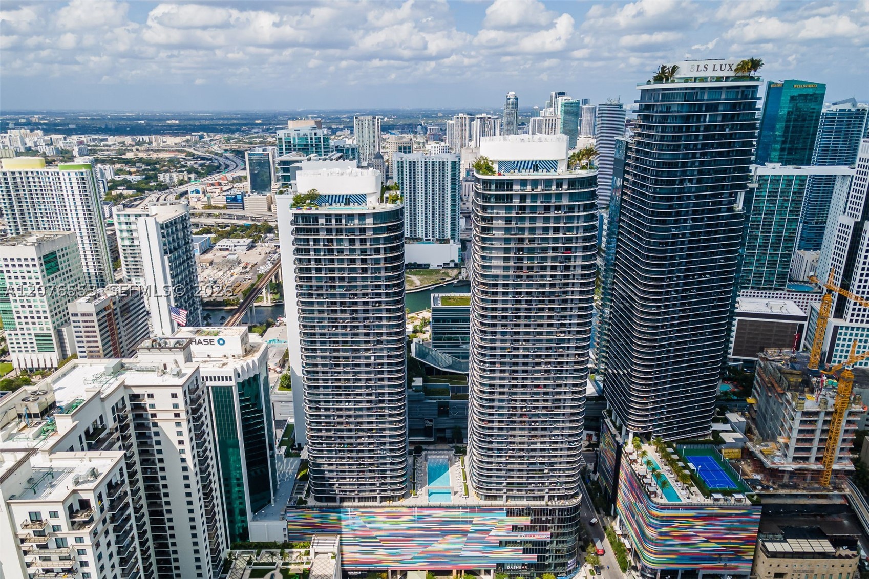 45 SW 9th St #1706 Miami, FL 33130