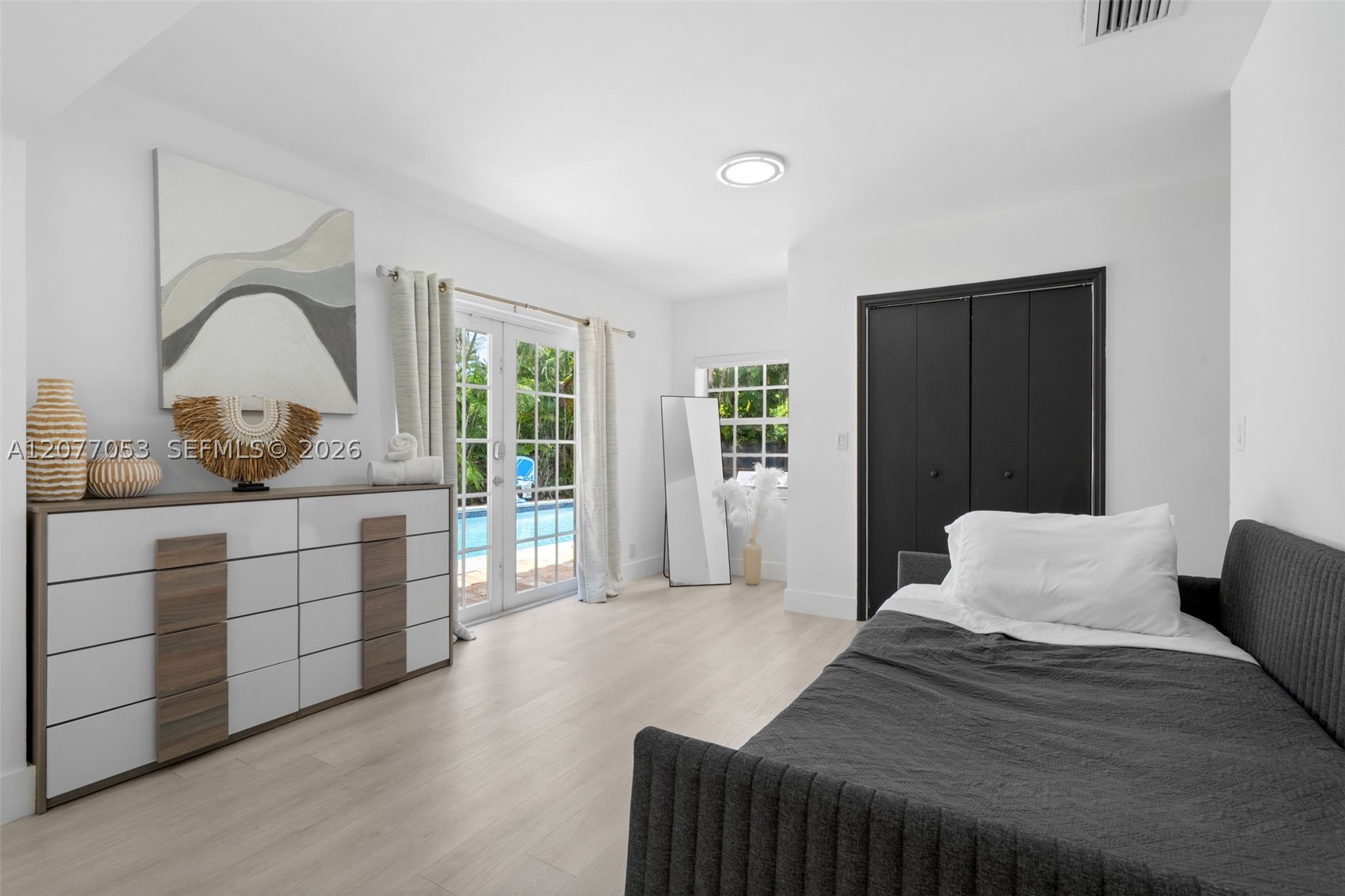 1308 Seabreeze Blvd Fort Lauderdale, FL 33316
