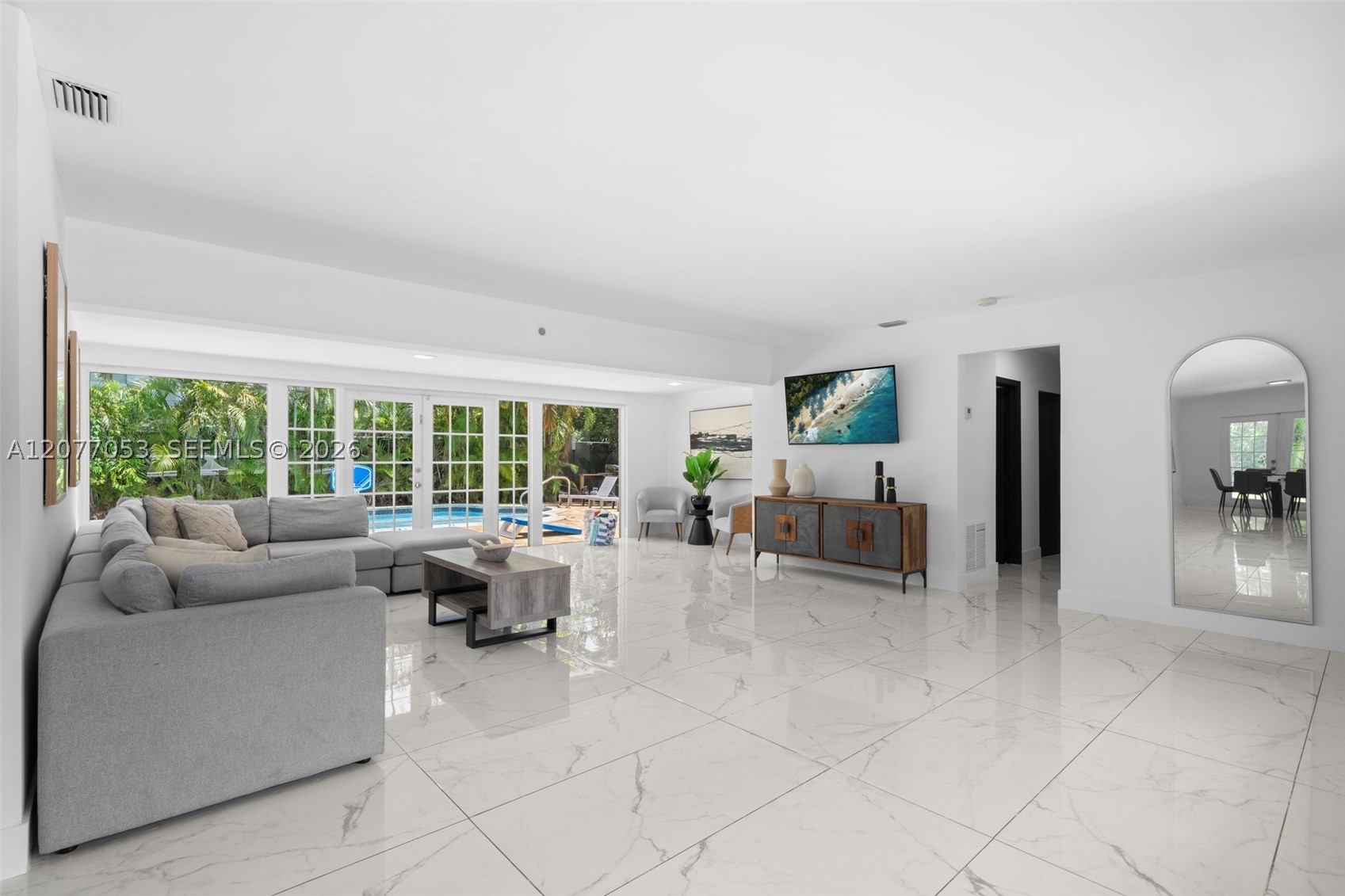 1308 Seabreeze Blvd Fort Lauderdale, FL 33316