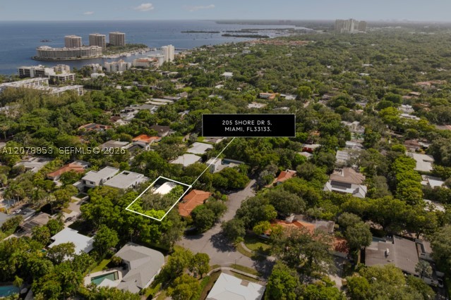 205 S Shore Dr S Miami, FL 33133