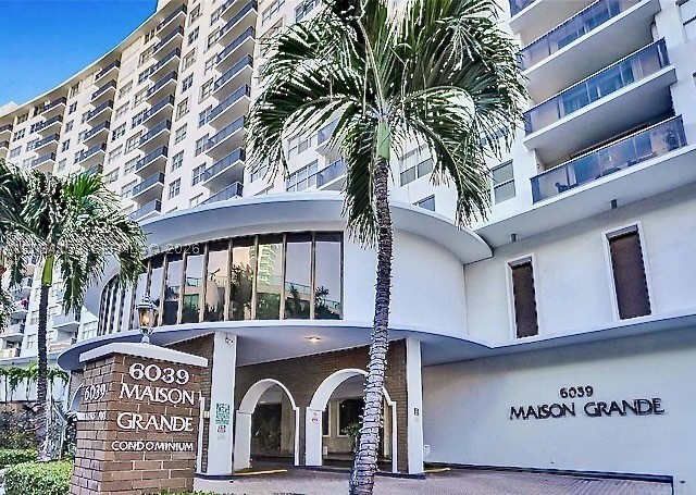 6039 Collins Ave #833