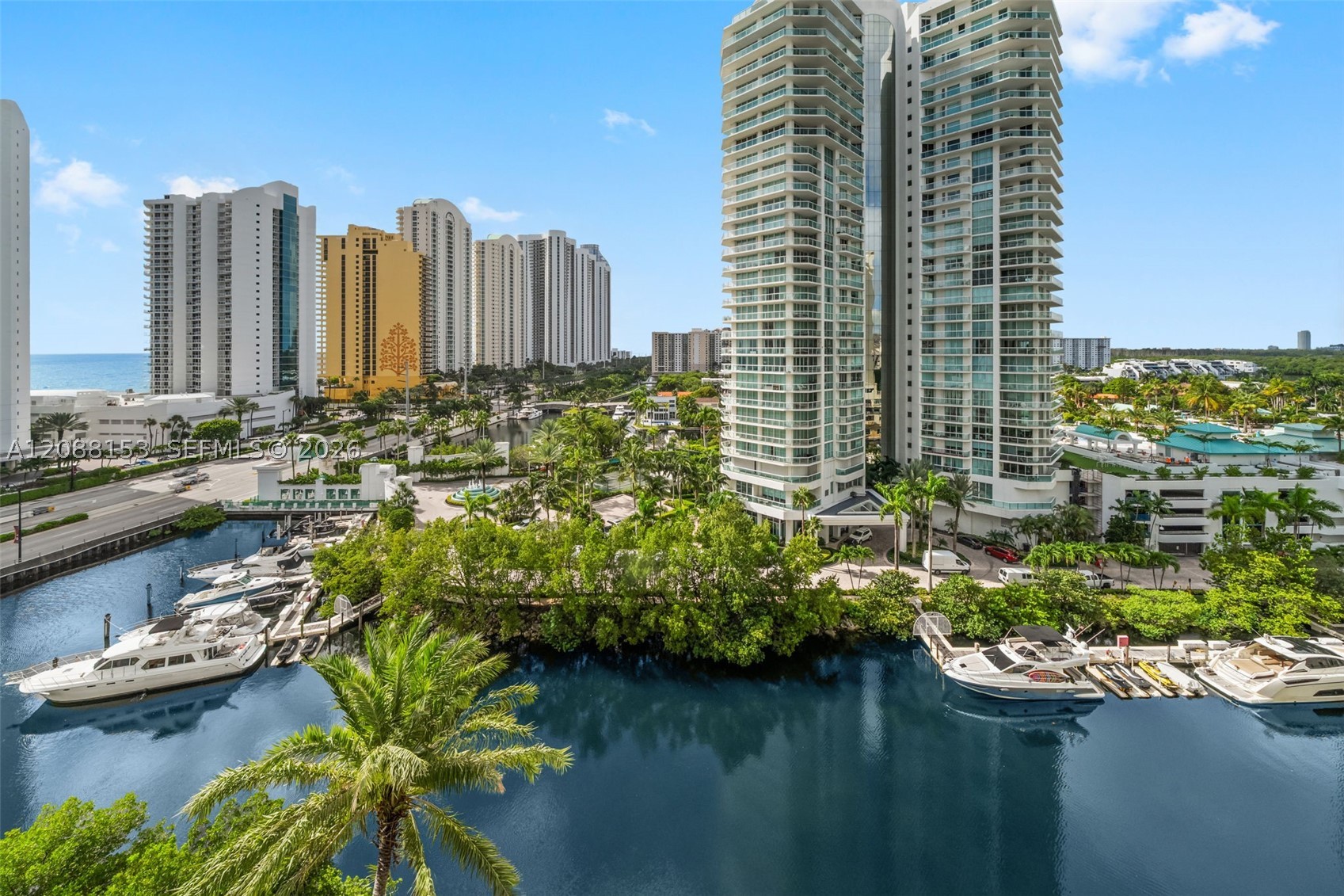 image St Tropez Sunny Isles1