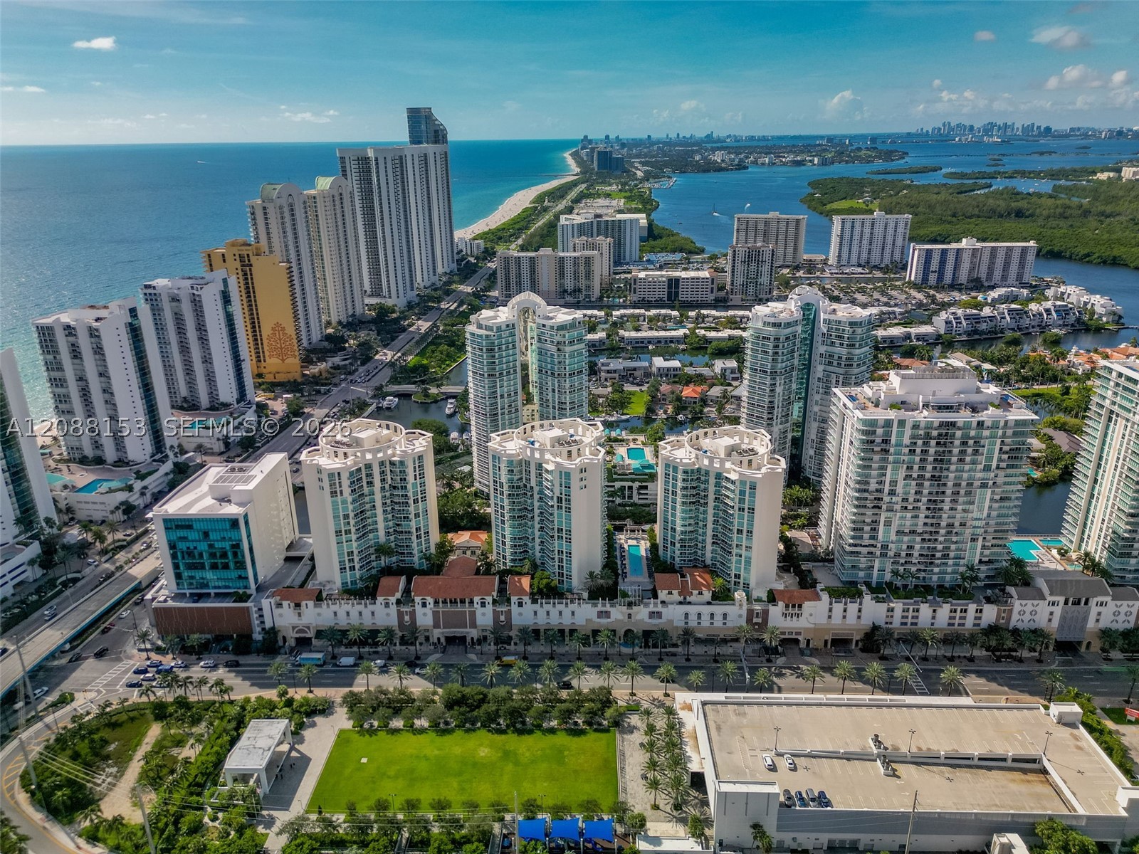 image St Tropez Sunny Isles2