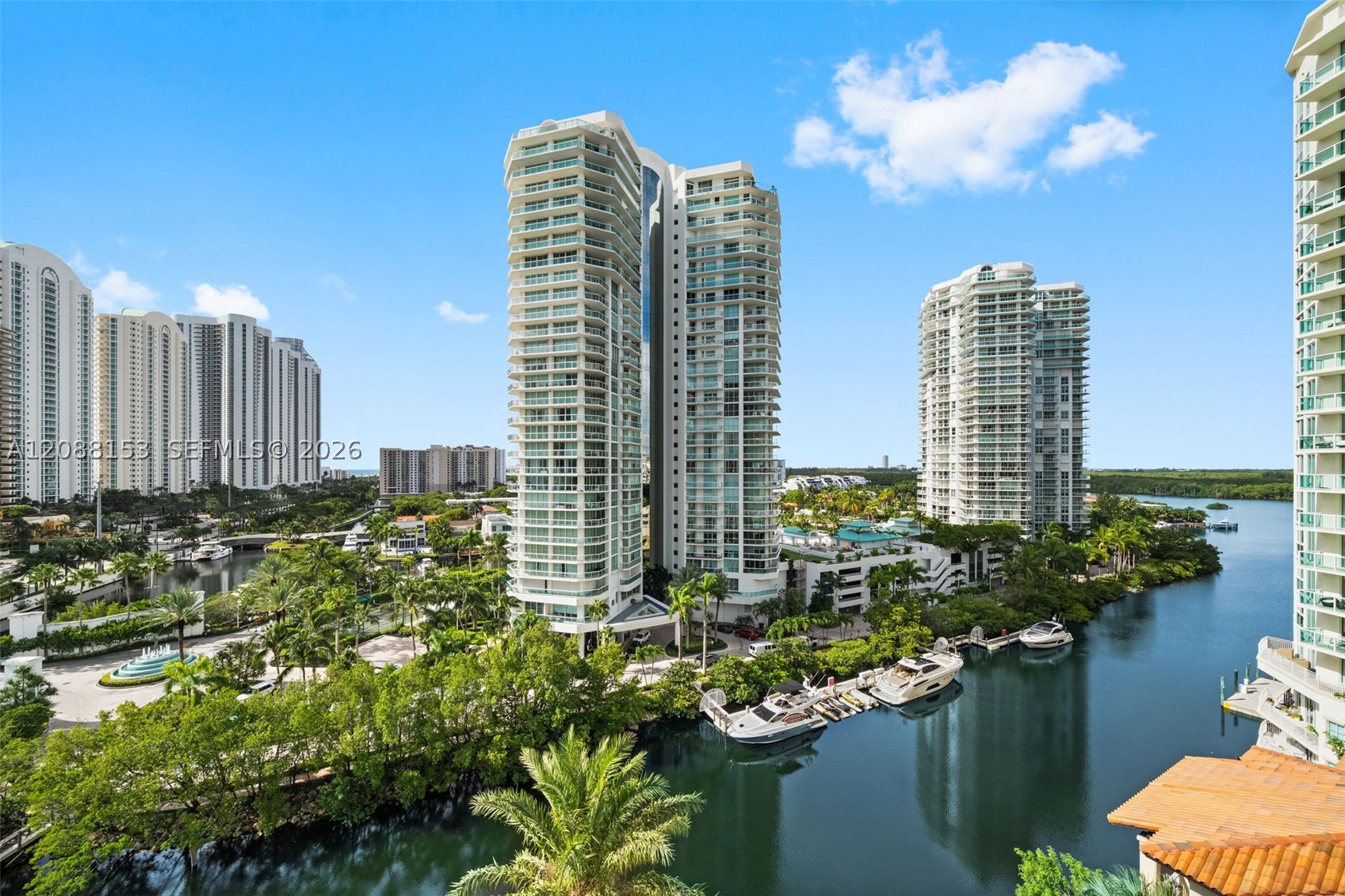 image St Tropez Sunny Isles35