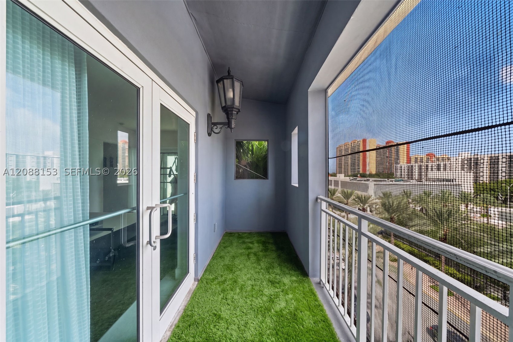 image St Tropez Sunny Isles47