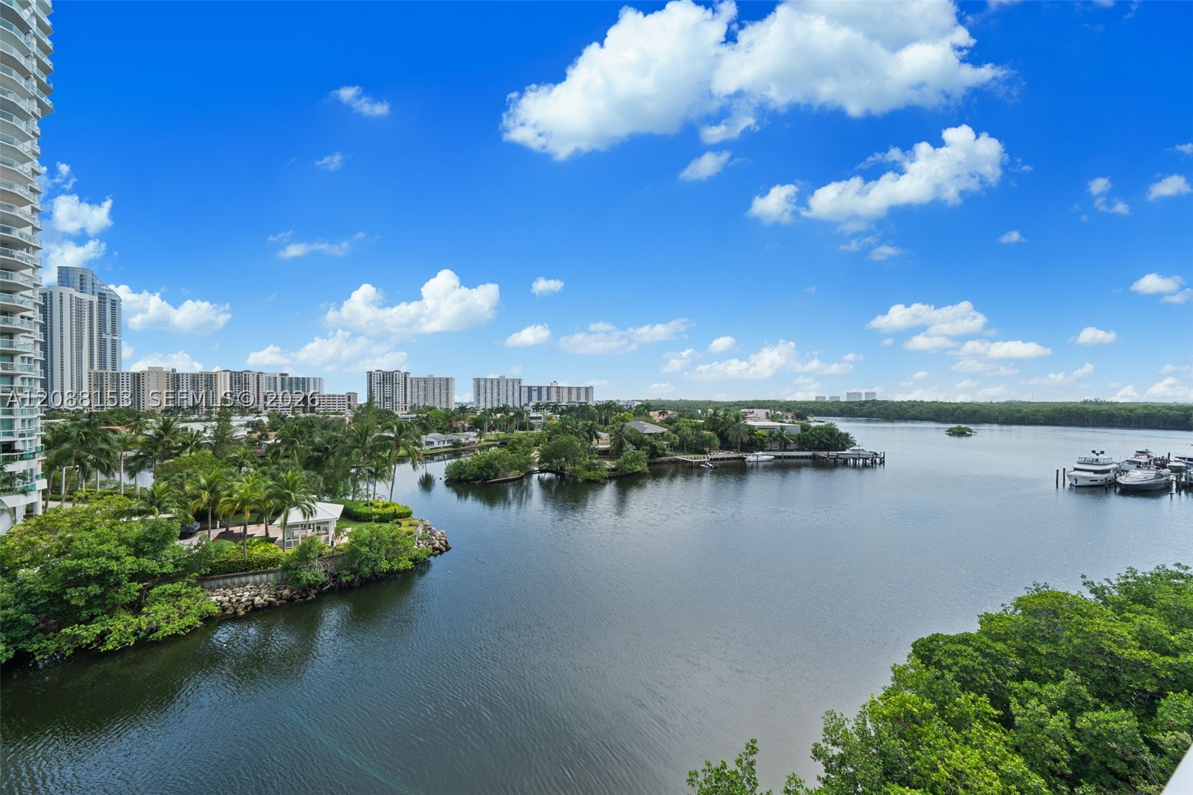 image St Tropez Sunny Isles49