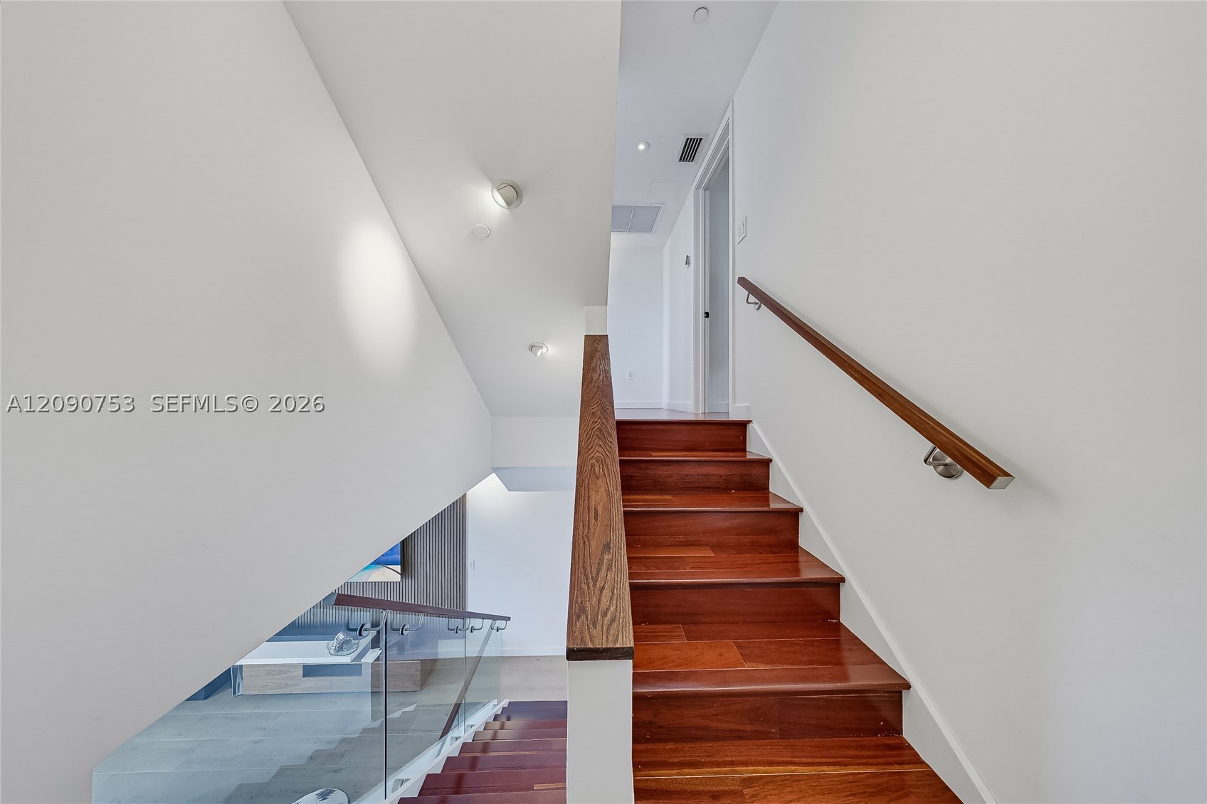 187/4 N Shore Dr #4 Miami Beach, FL 33141