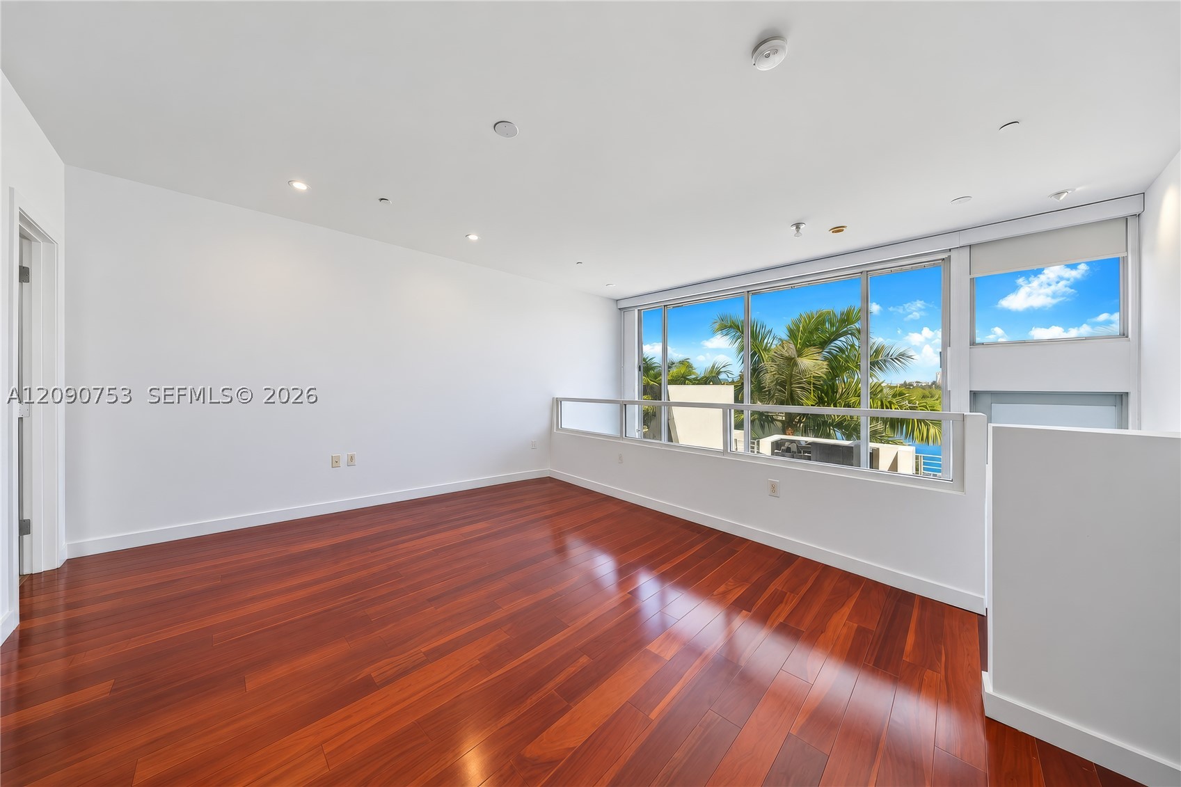 187/4 N Shore Dr #4 Miami Beach, FL 33141