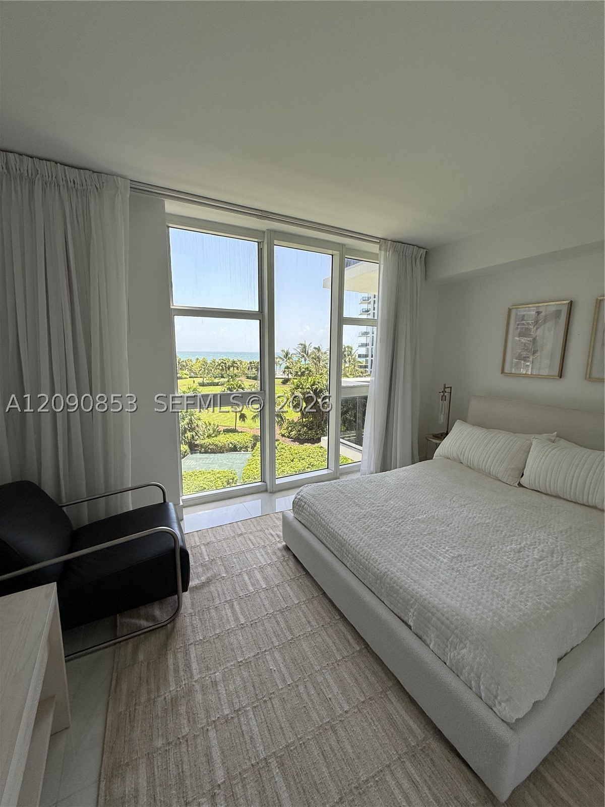 image Harbour House14