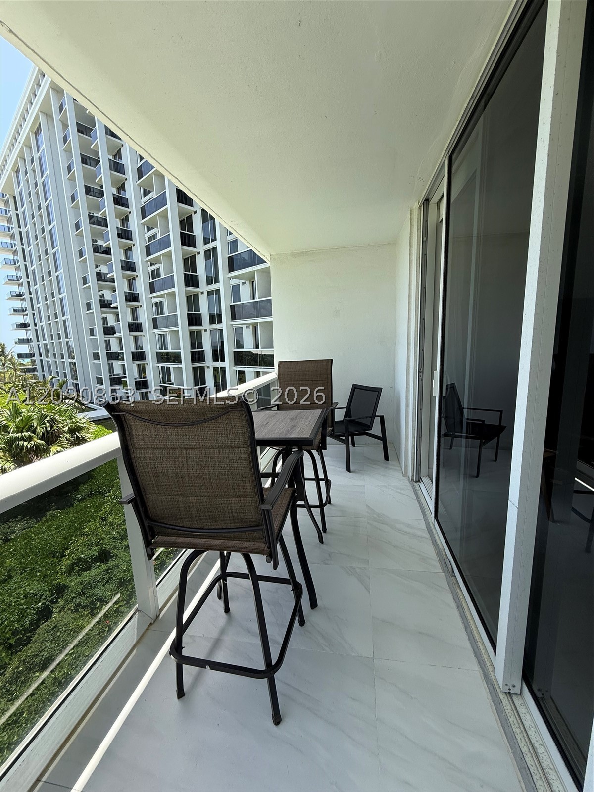image Harbour House4