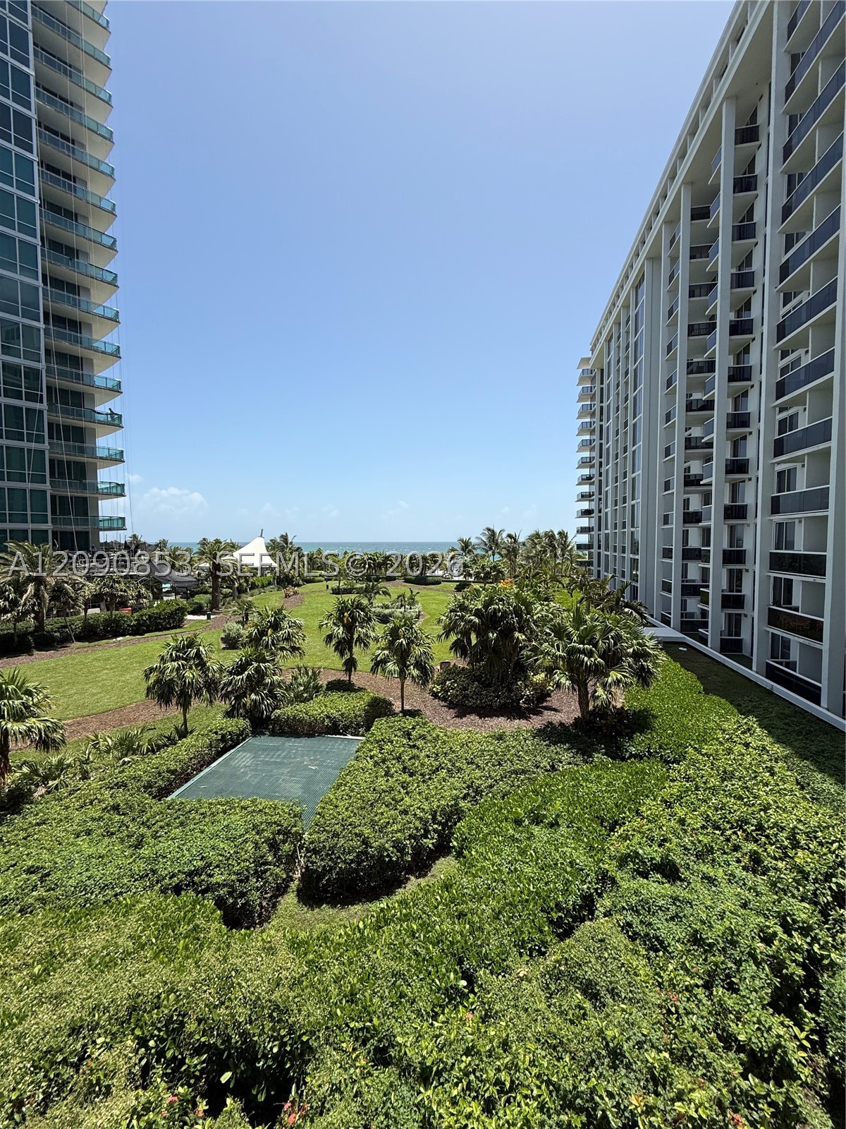 image Harbour House6