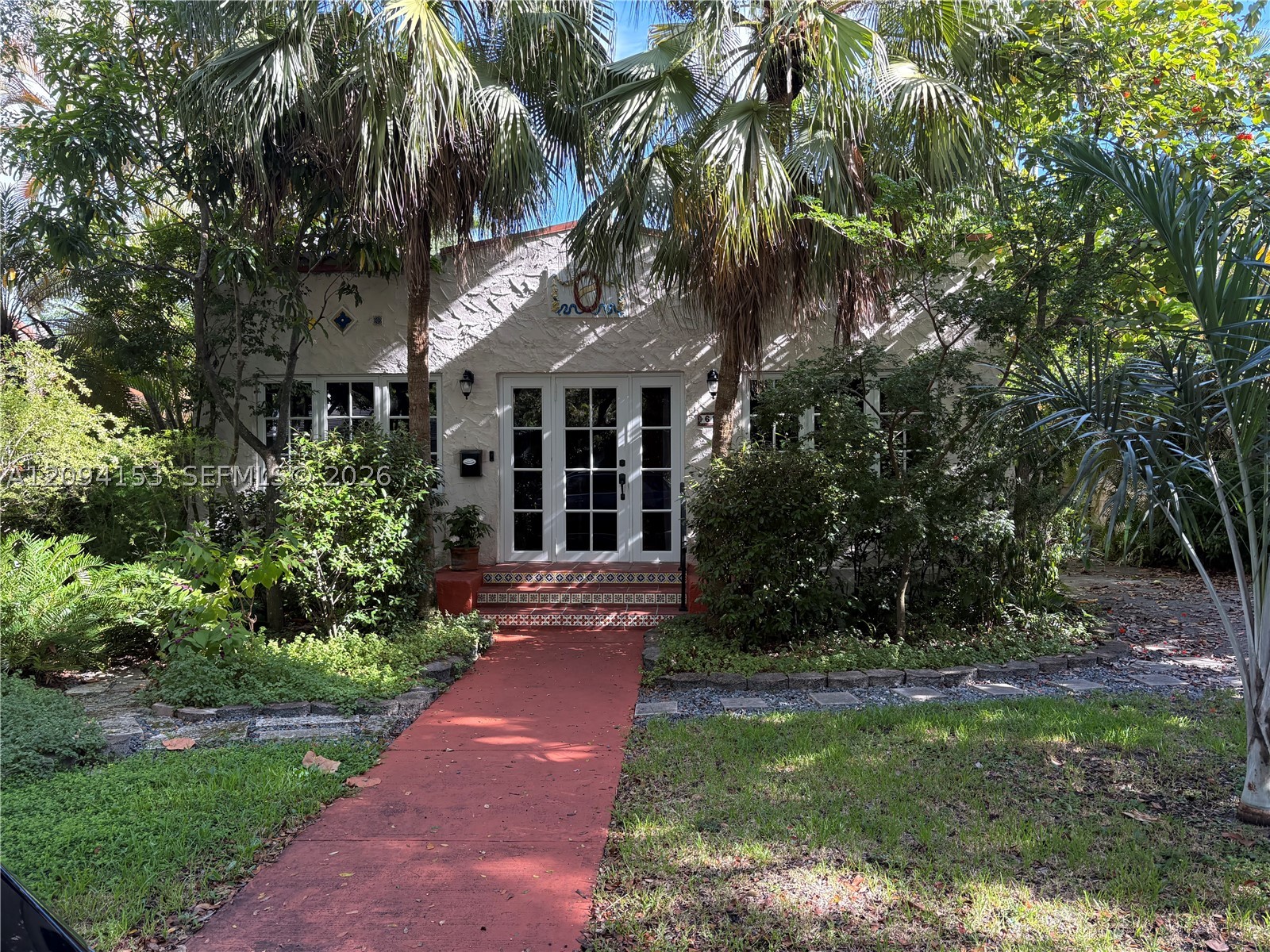 613 Navarre Ave