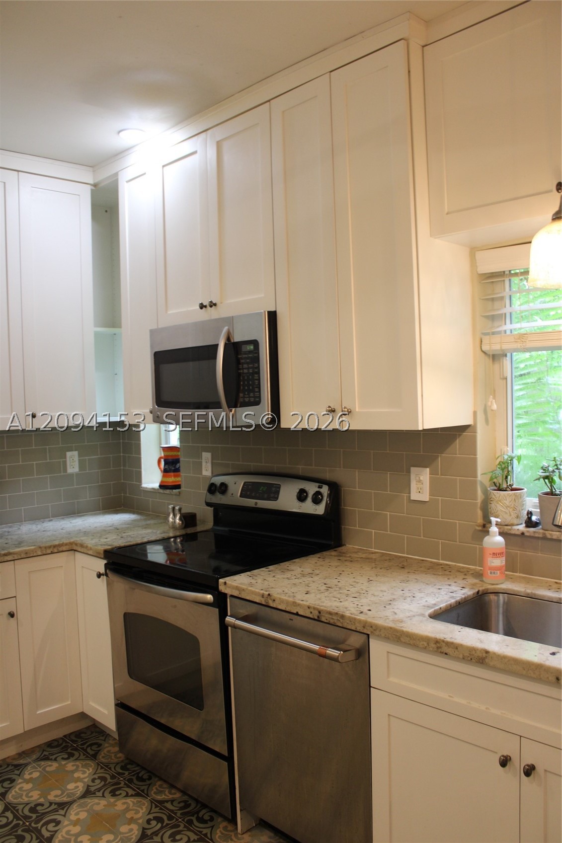 613 Navarre Ave Coral Gables, FL 33134