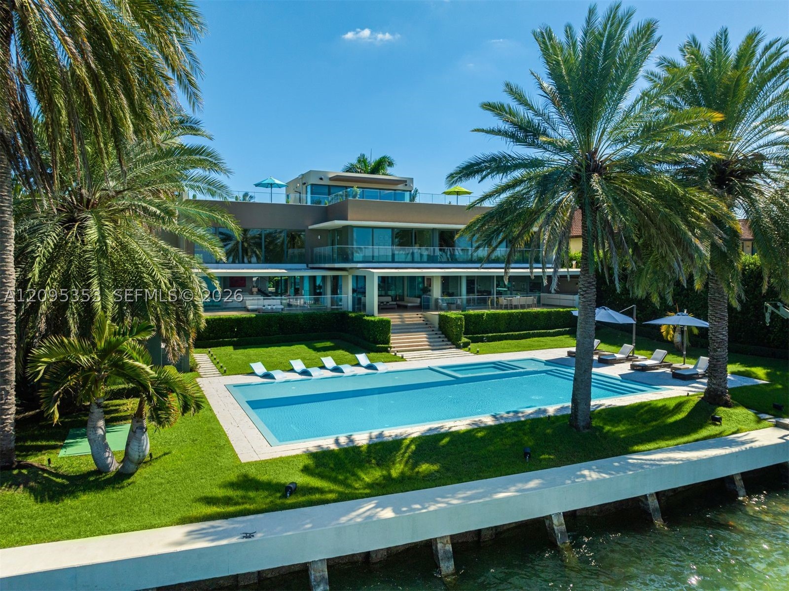 360 Harbor Dr Key Biscayne, FL 33149