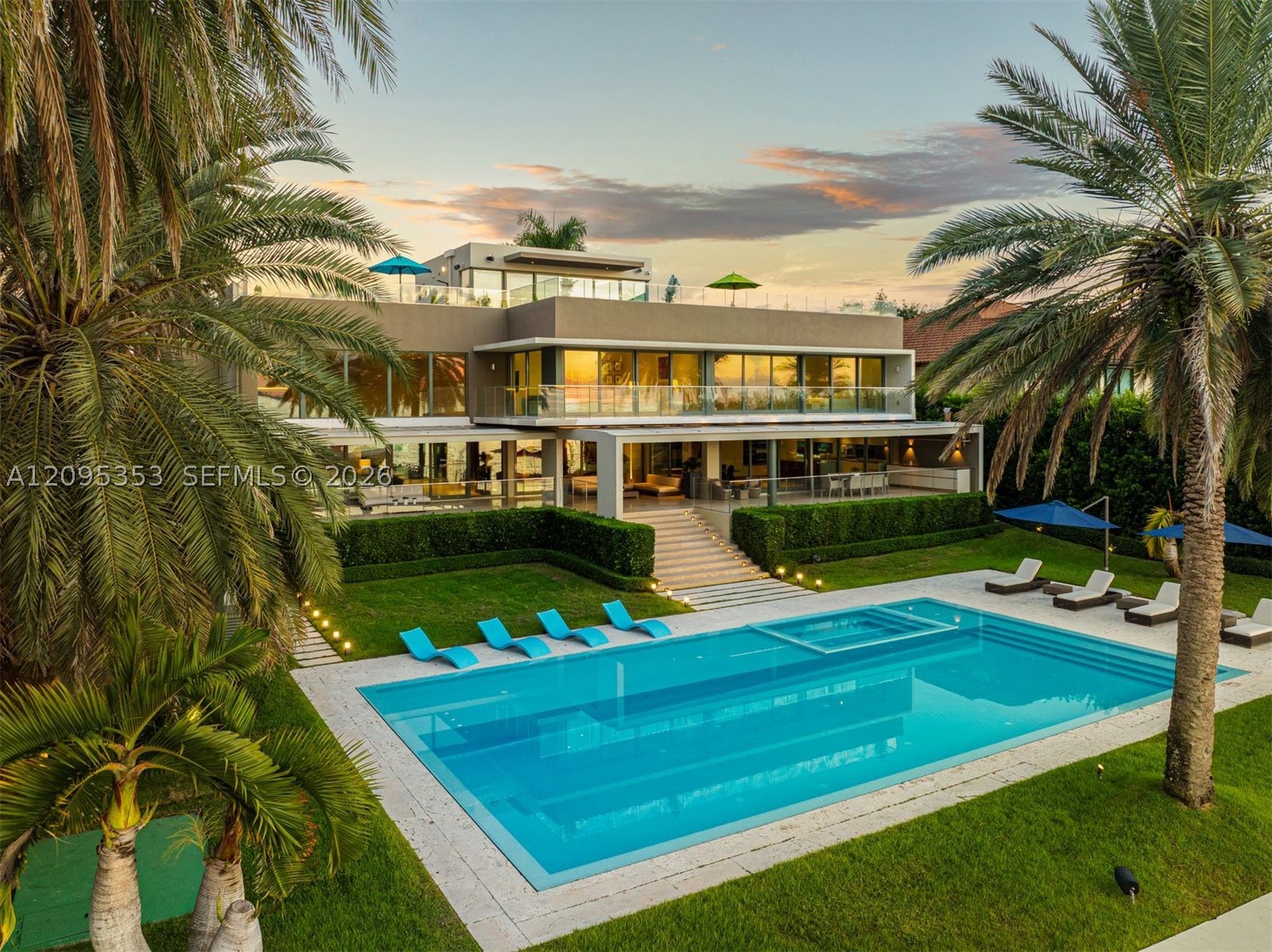 360 Harbor Dr Key Biscayne, FL 33149