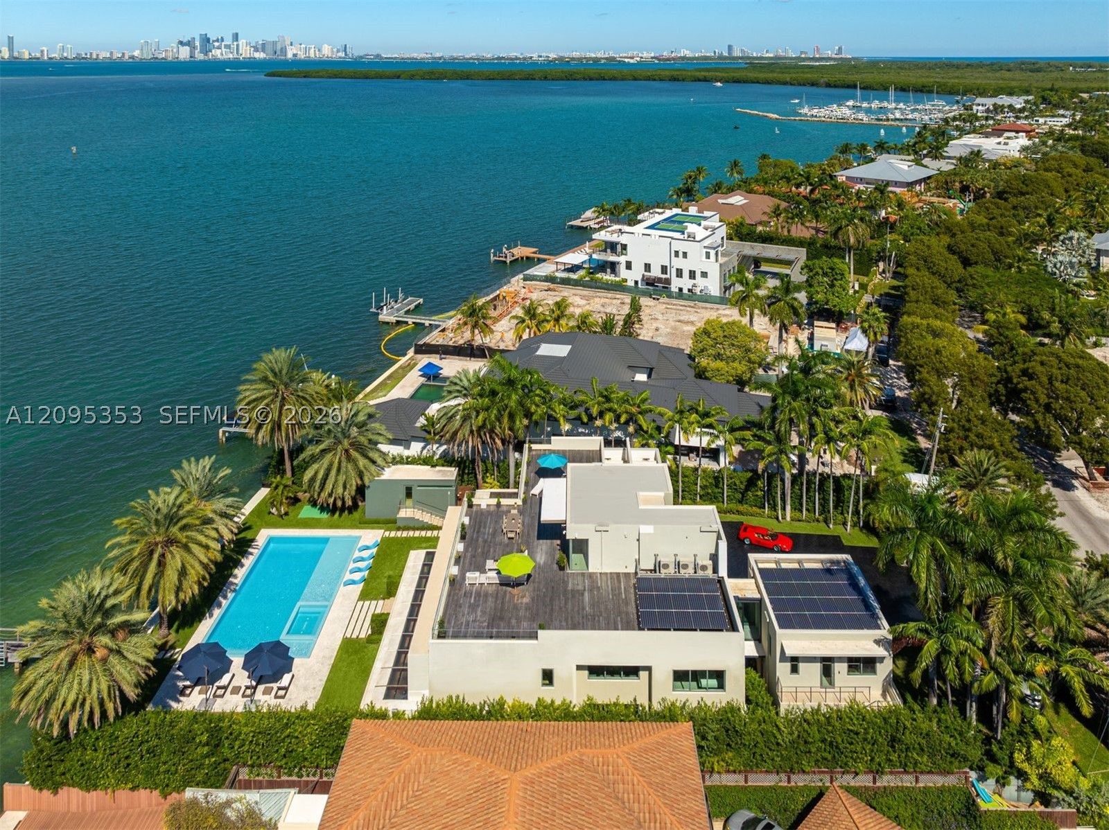 360 Harbor Dr Key Biscayne, FL 33149