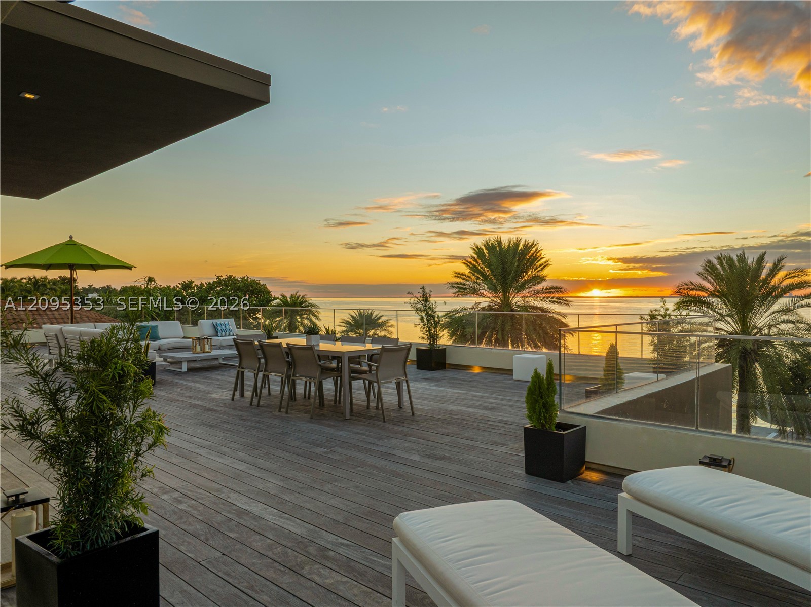 360 Harbor Dr Key Biscayne, FL 33149