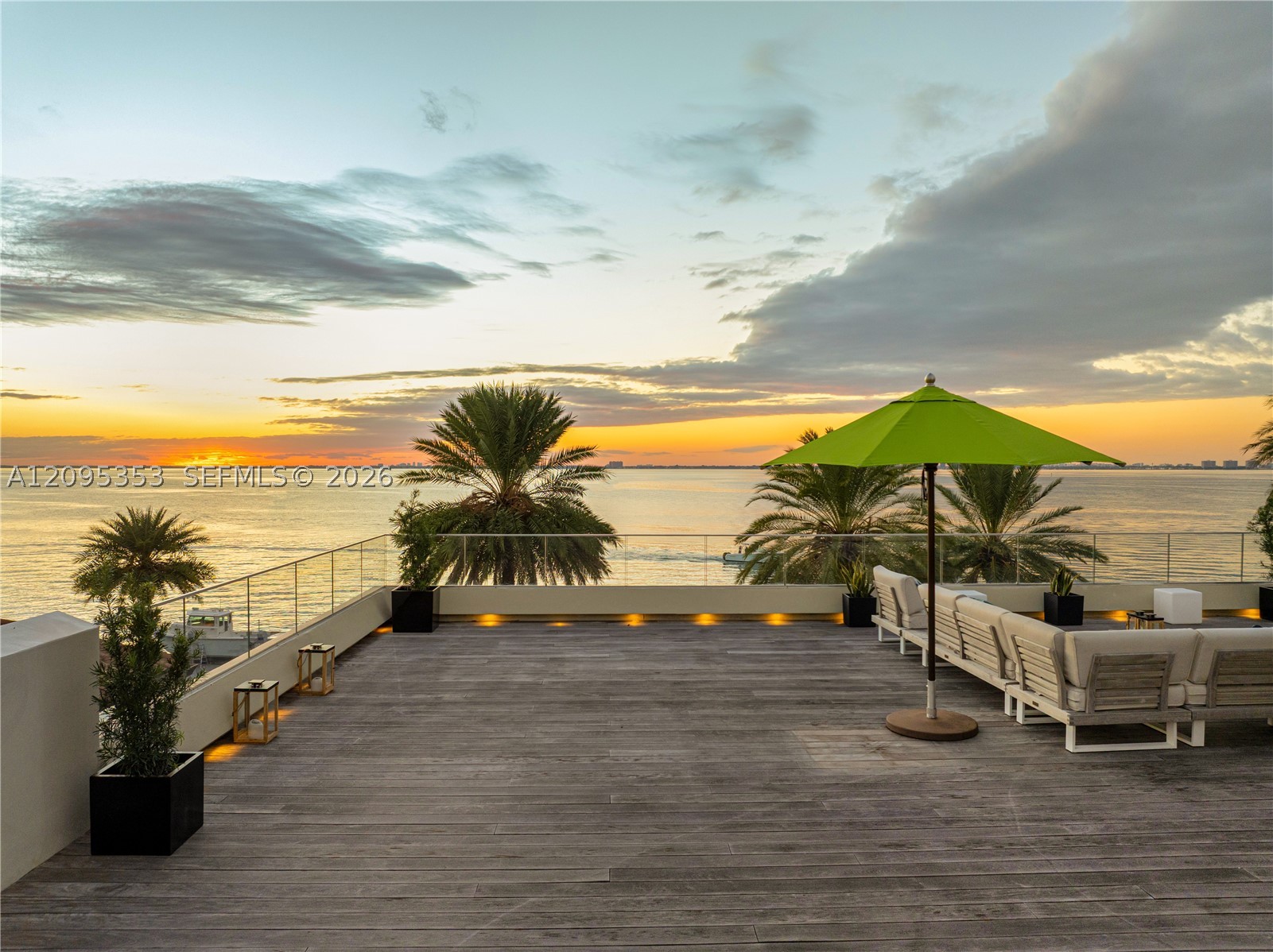 360 Harbor Dr Key Biscayne, FL 33149