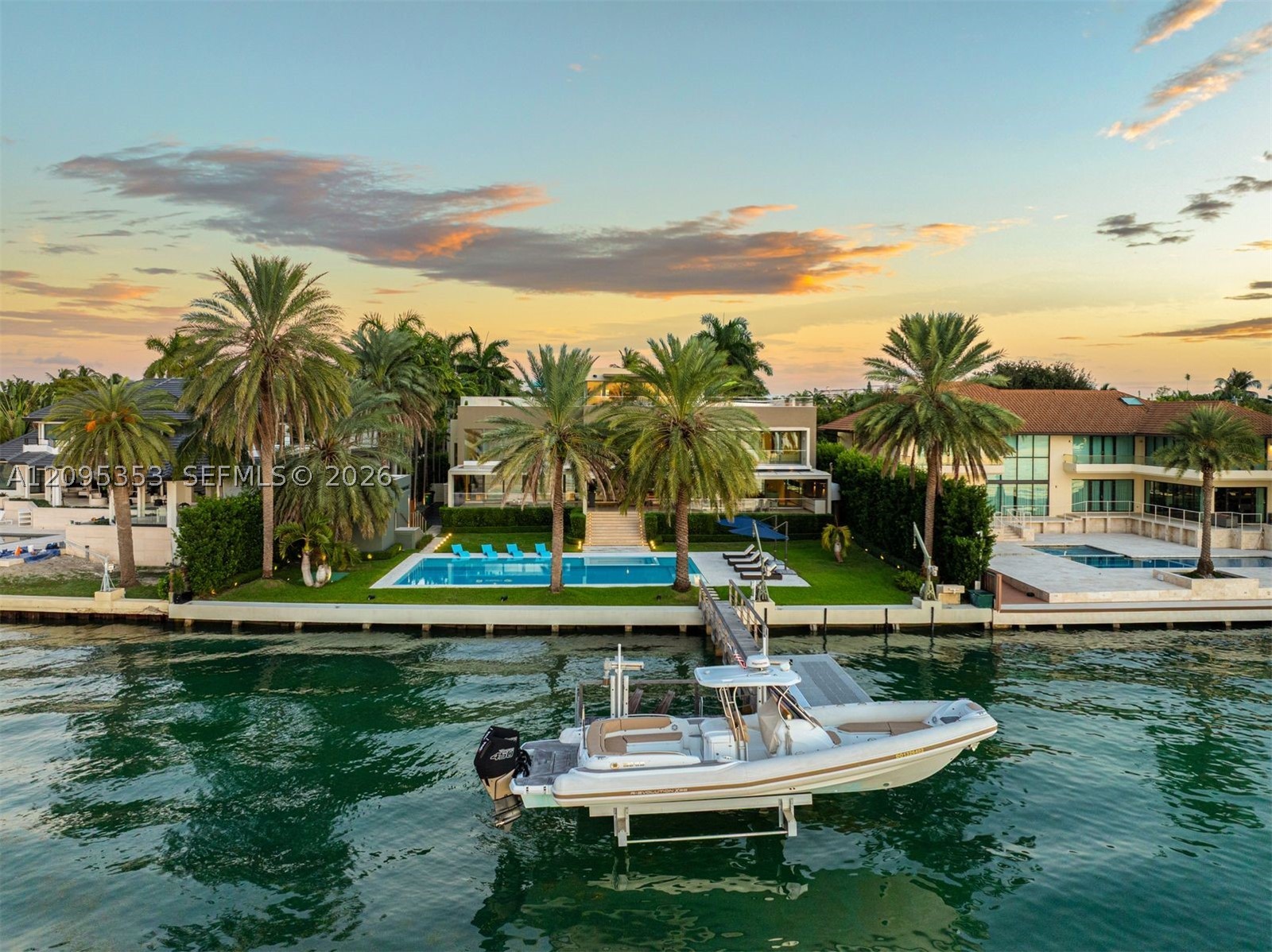 360 Harbor Dr Key Biscayne, FL 33149