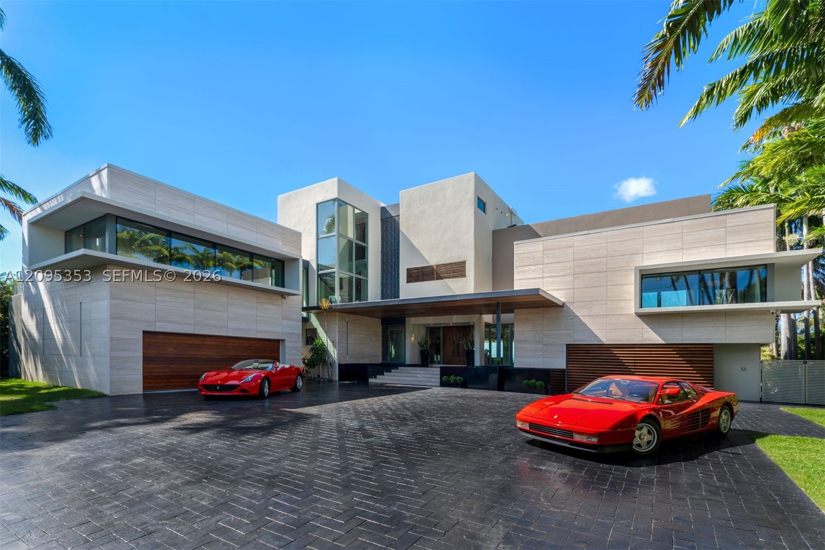 360 Harbor Dr Key Biscayne, FL 33149