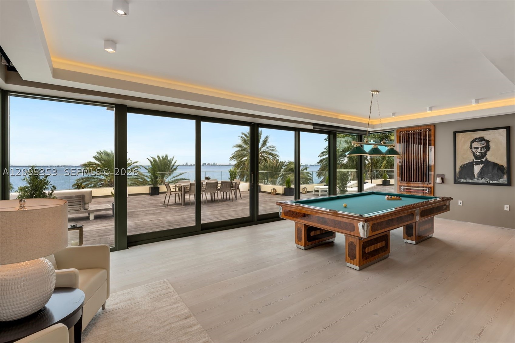 360 Harbor Dr Key Biscayne, FL 33149