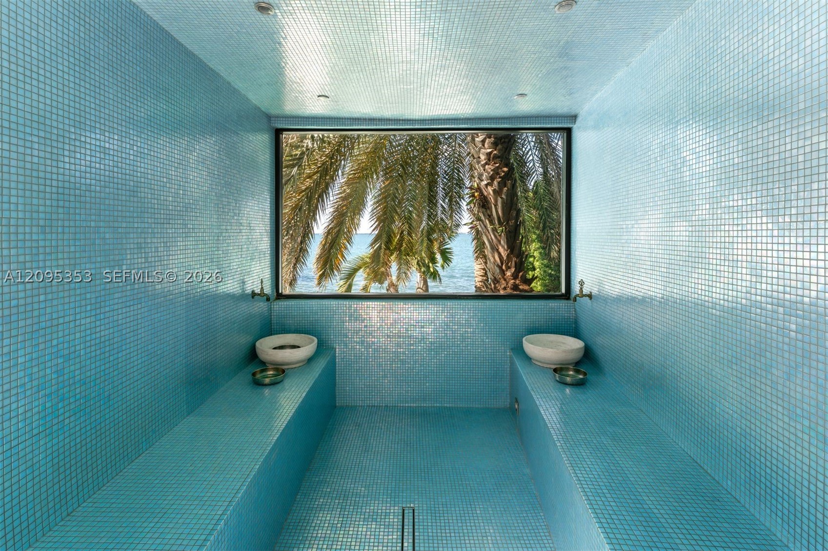 360 Harbor Dr Key Biscayne, FL 33149