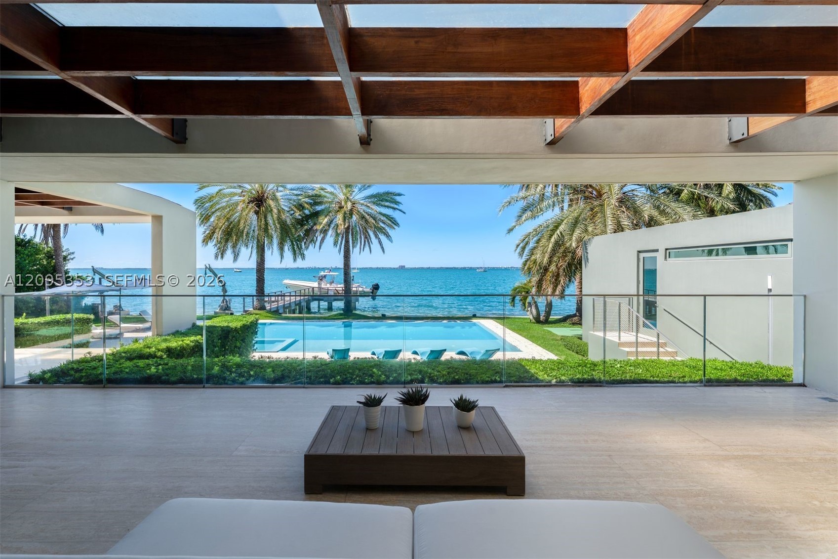360 Harbor Dr Key Biscayne, FL 33149