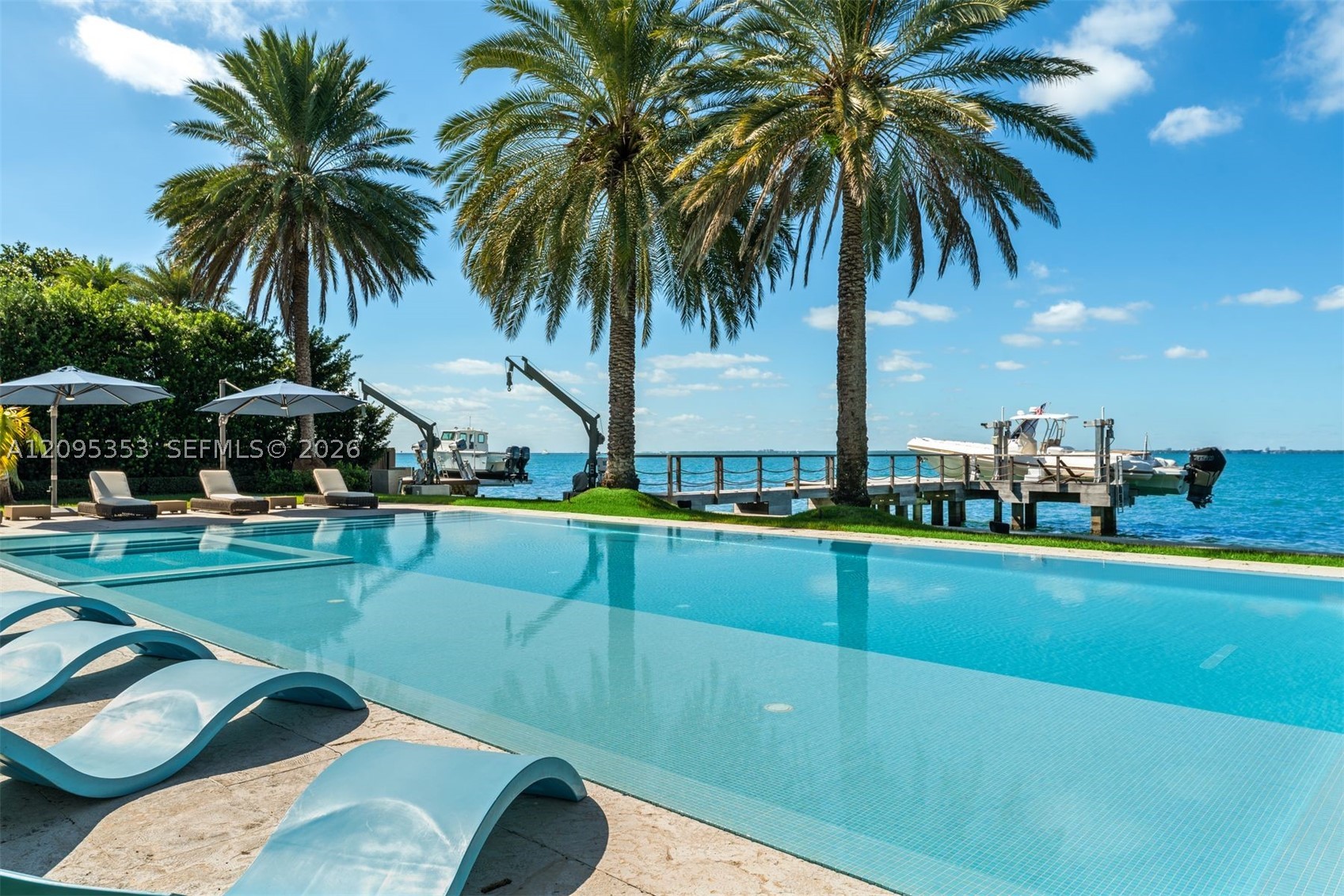 360 Harbor Dr Key Biscayne, FL 33149