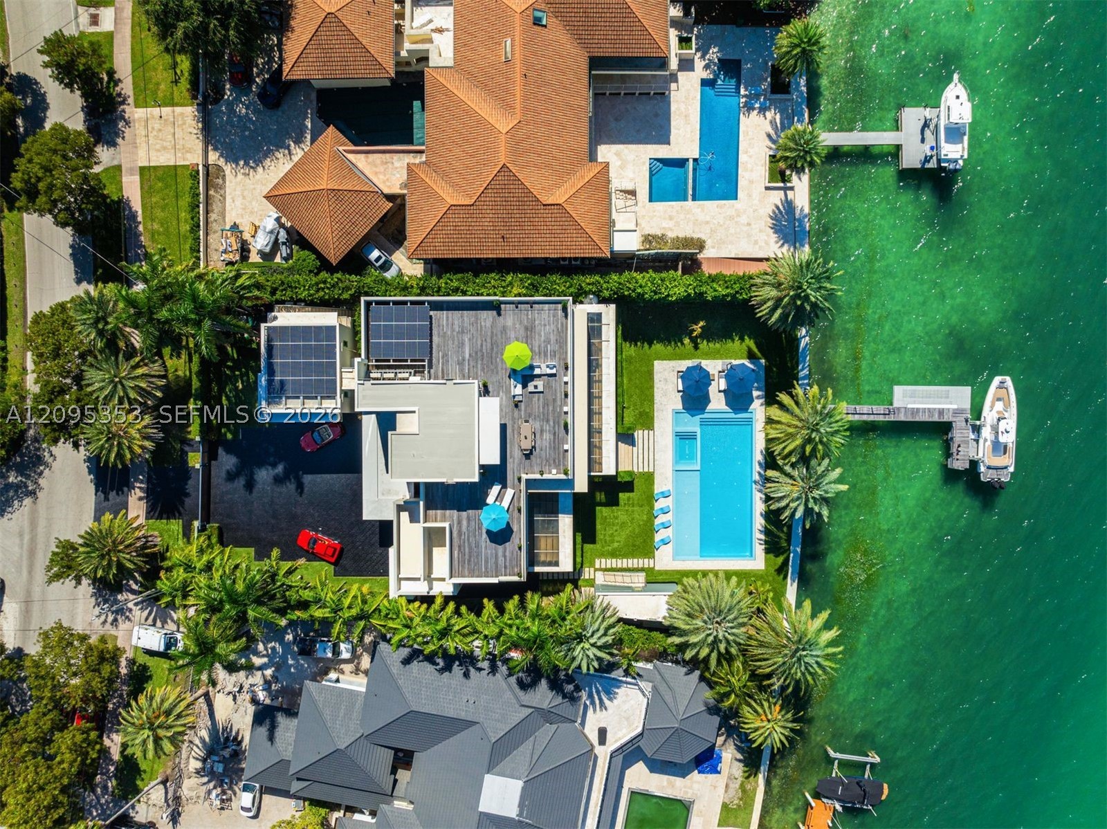 360 Harbor Dr Key Biscayne, FL 33149