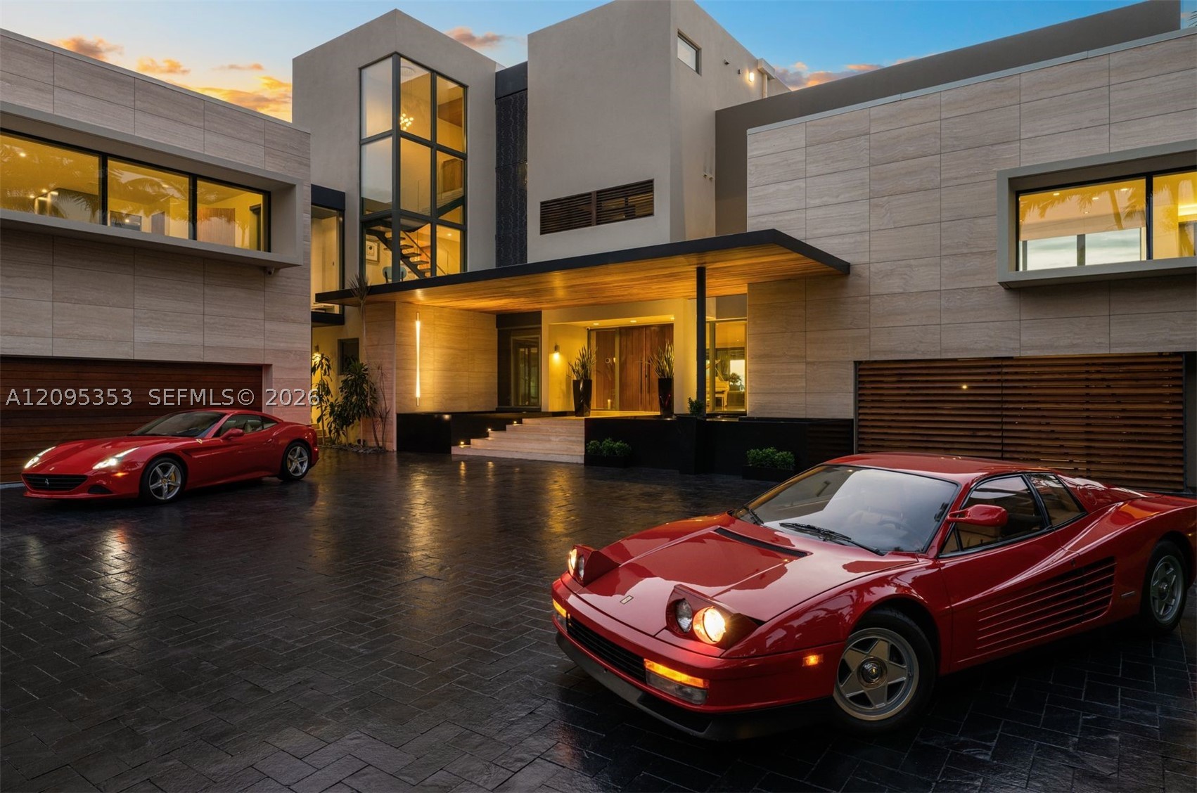 360 Harbor Dr Key Biscayne, FL 33149