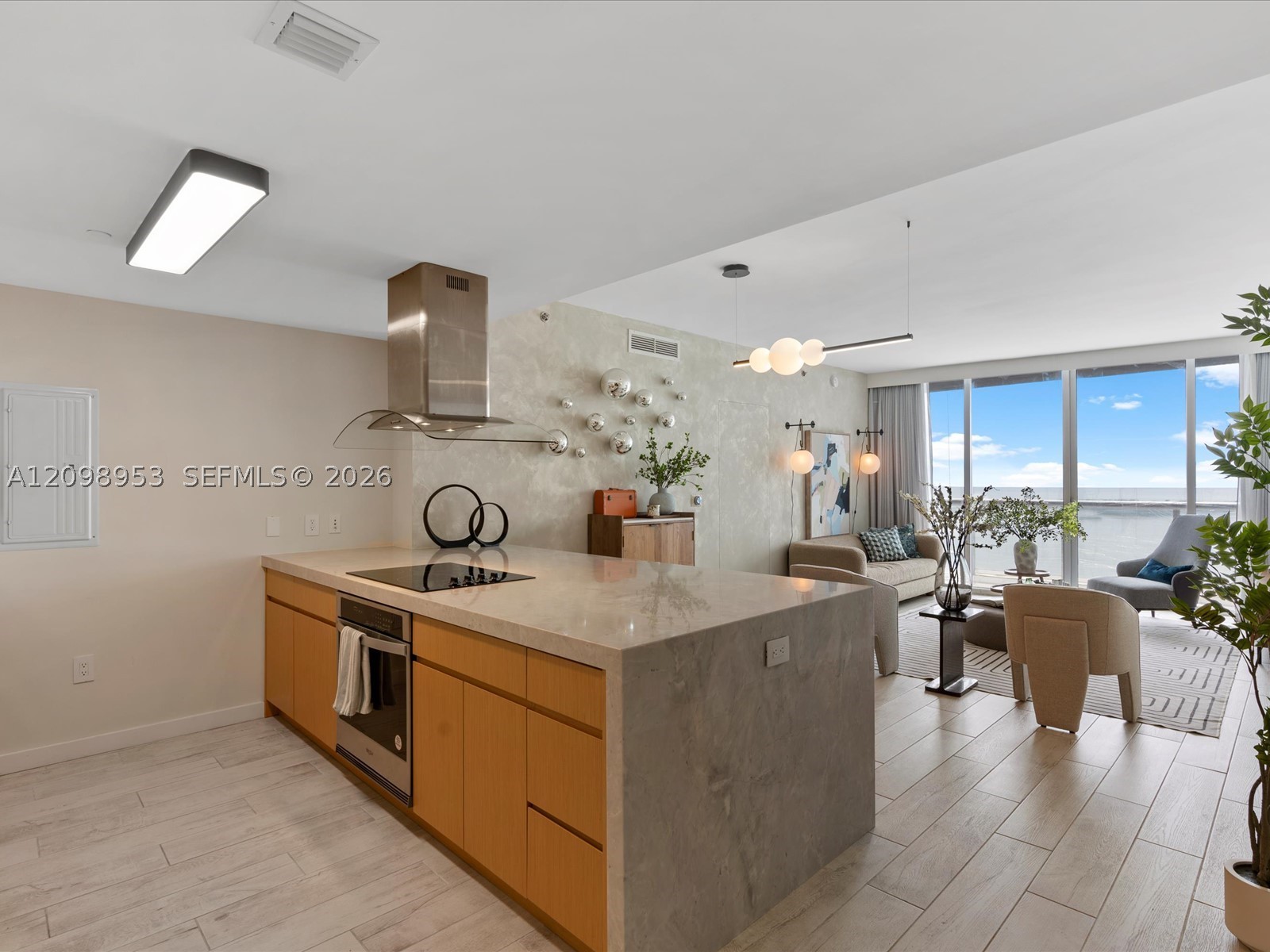 465 Brickell Ave #4905