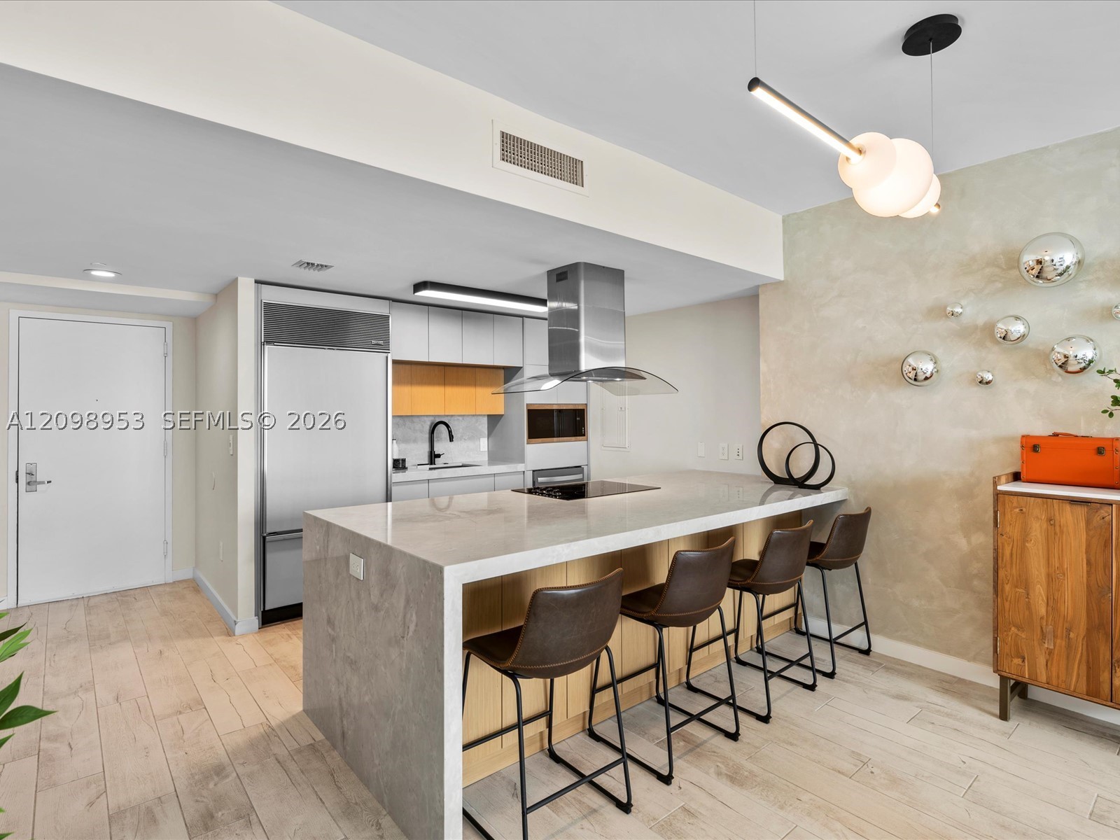 image Icon Brickell I11