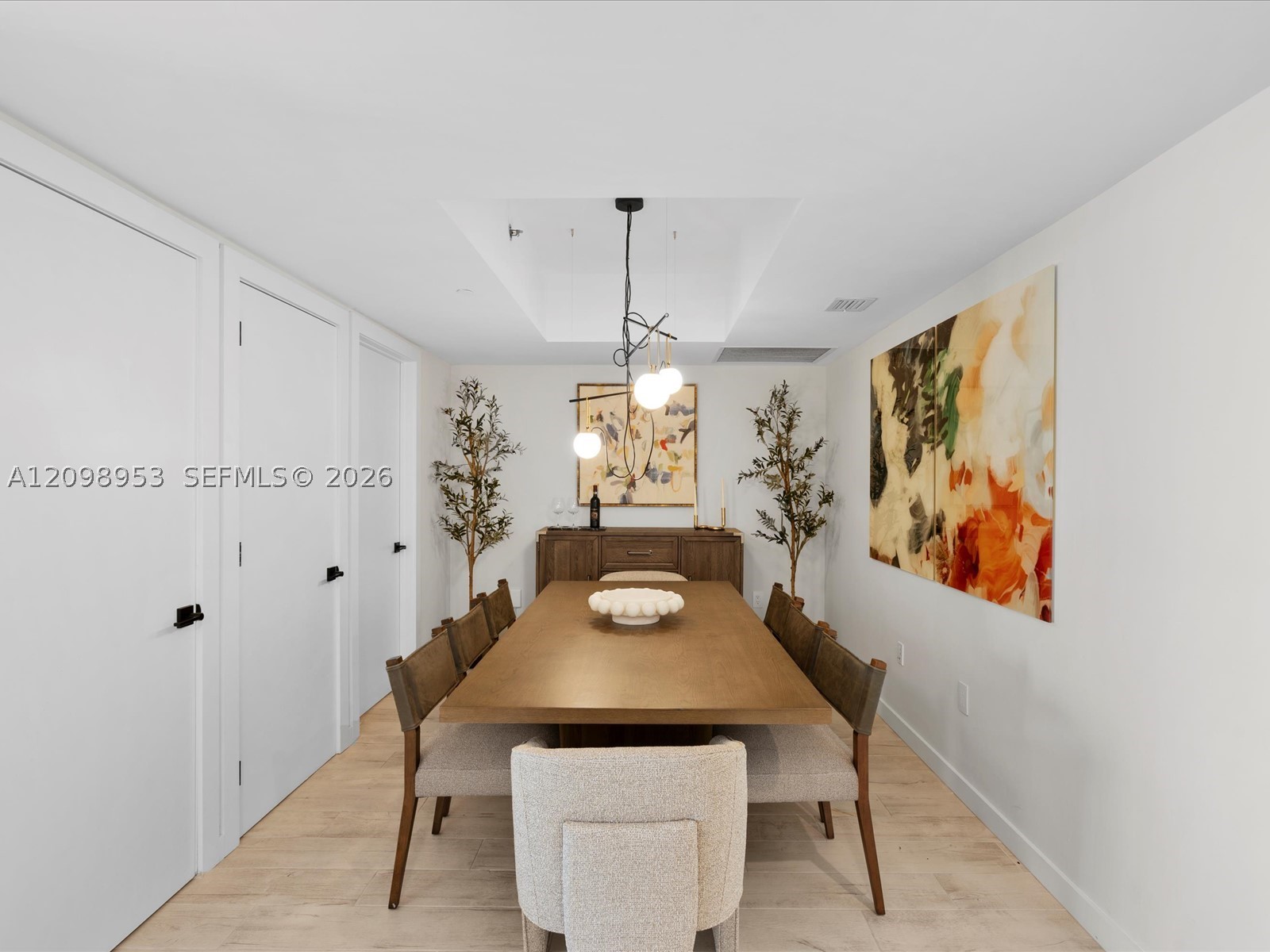 image Icon Brickell I14