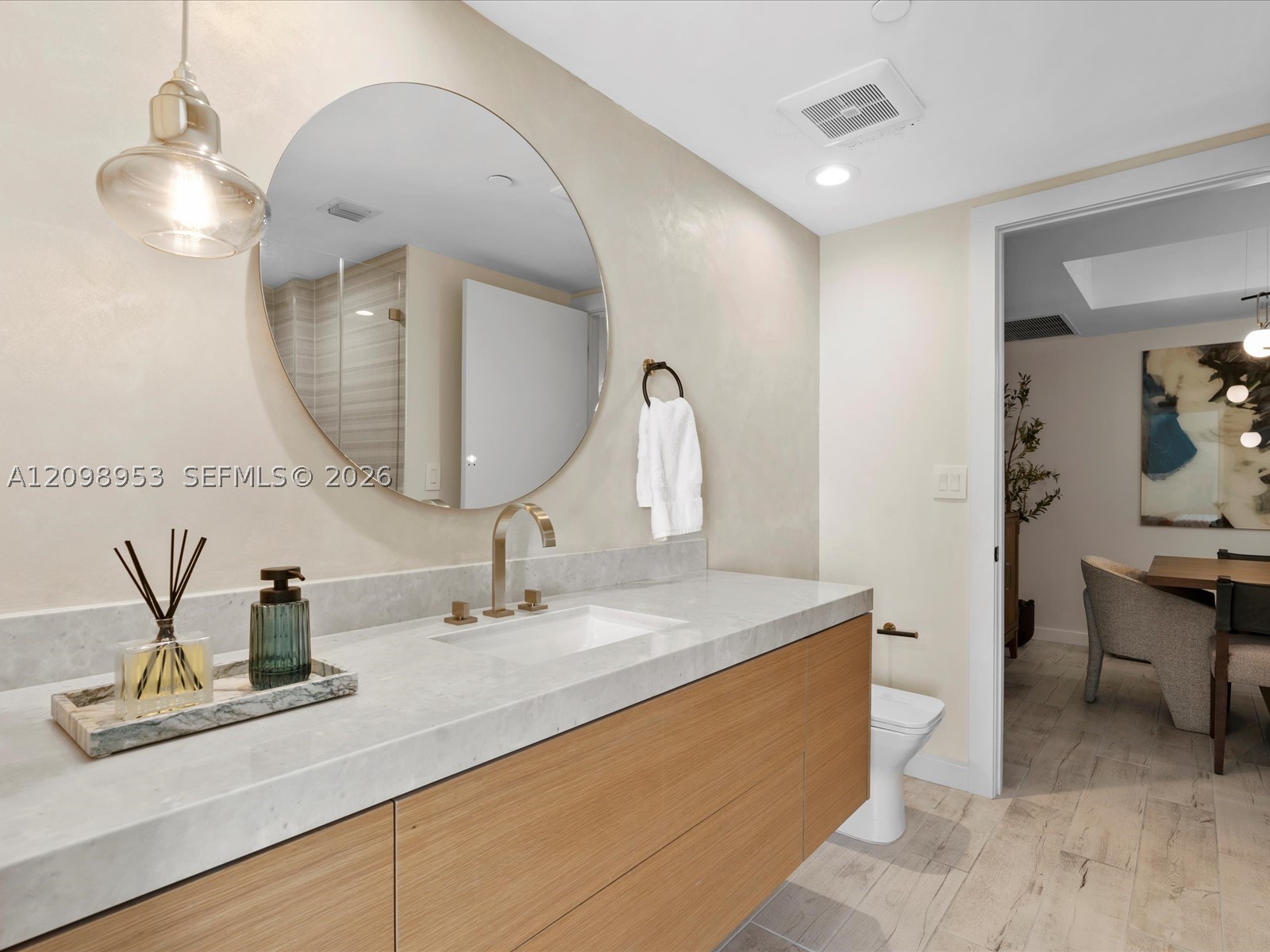 image Icon Brickell I22