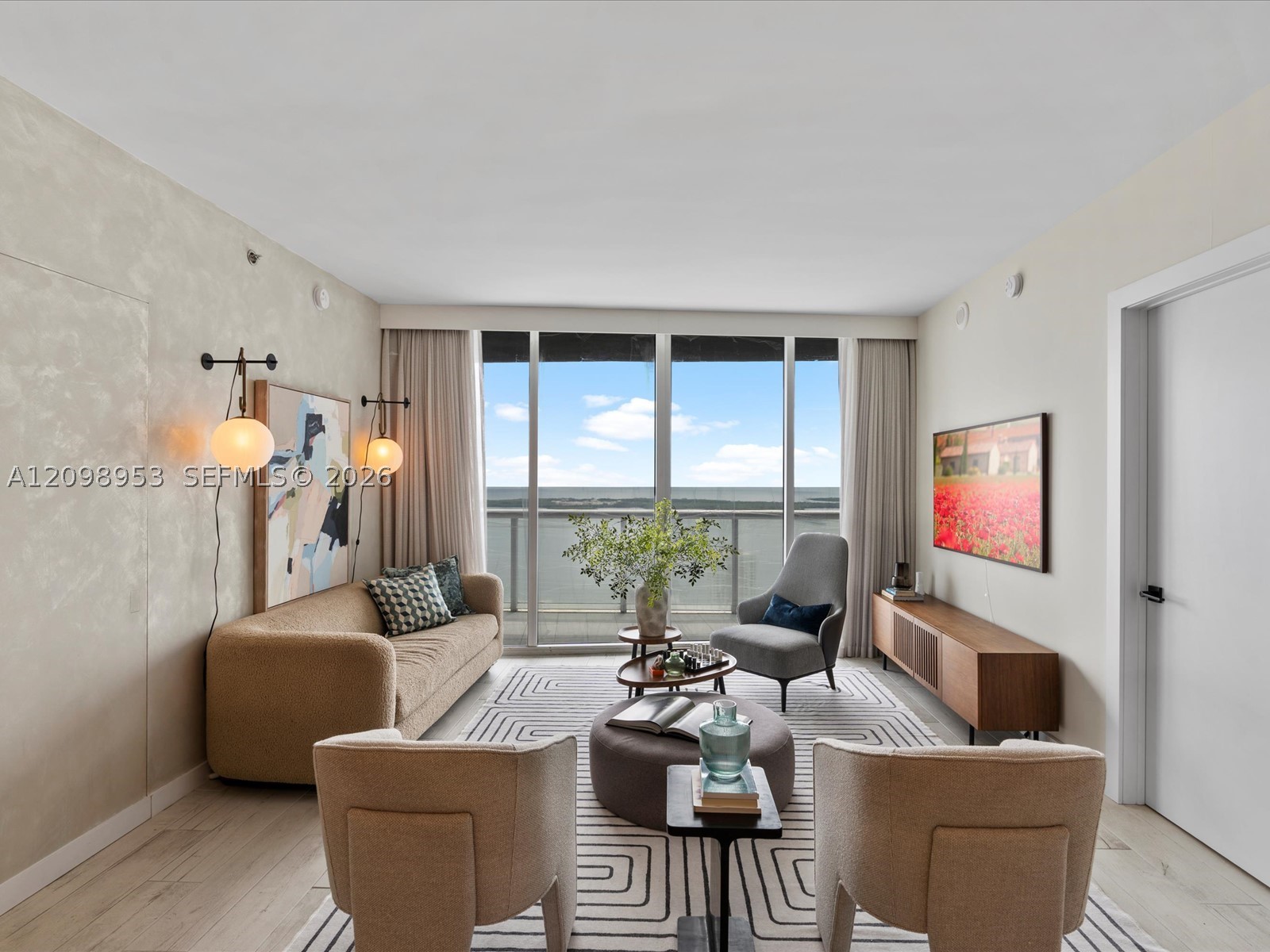 image Icon Brickell I5
